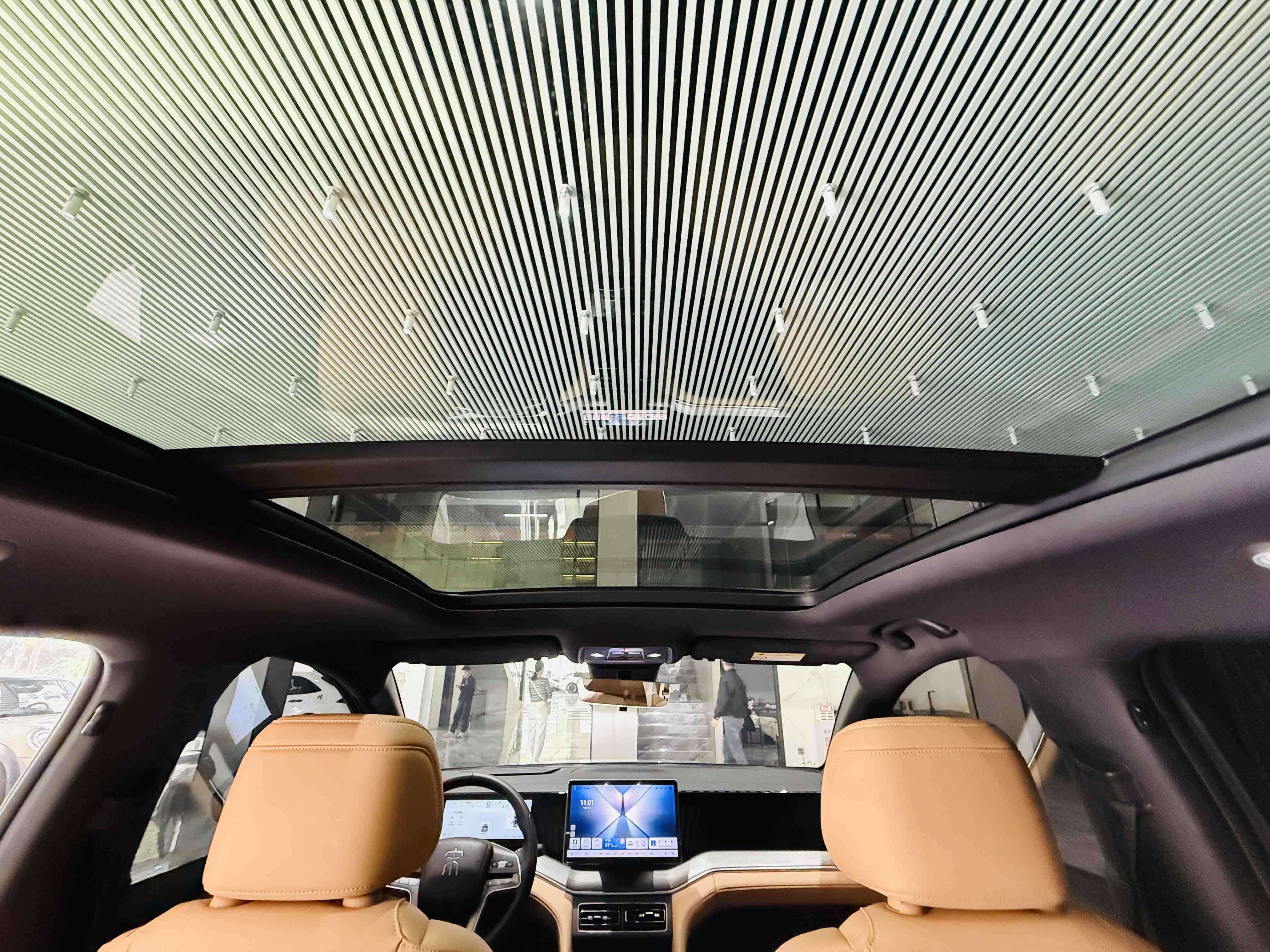 BYD SongL DM-i 2024 car image #21