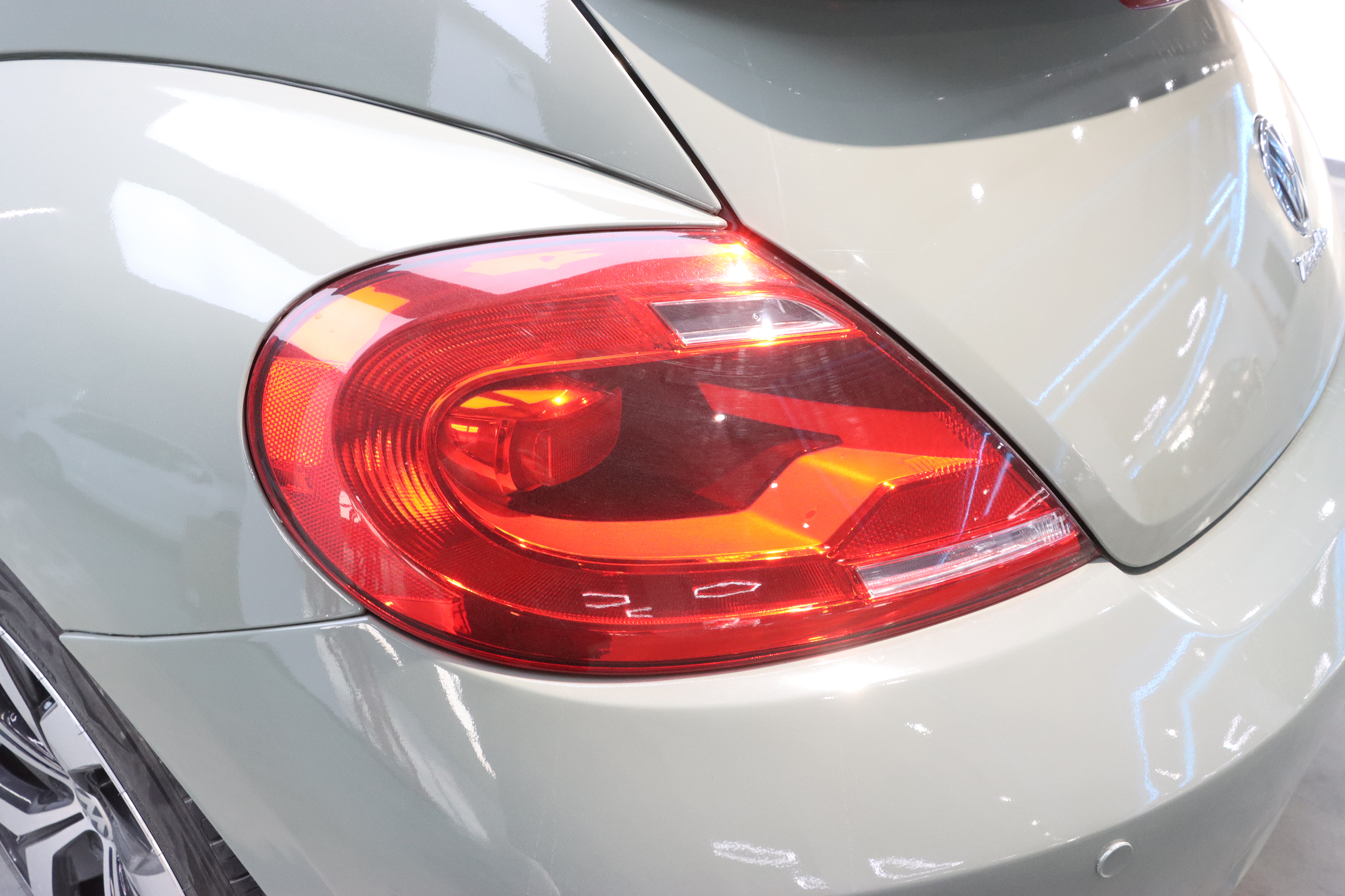 Volkswagen Beetle 2014 изображение автомобиля #21