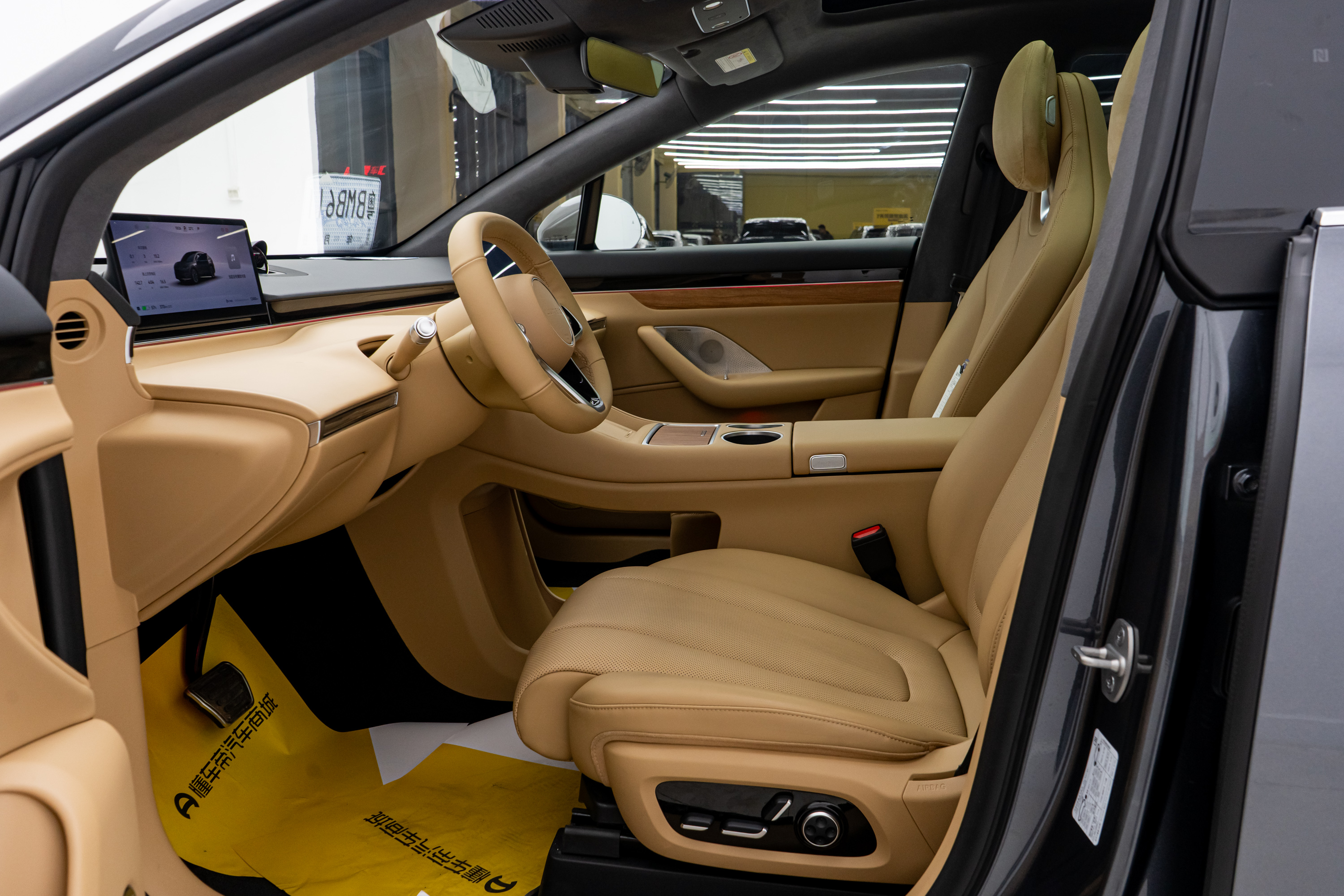 2024 car image #21