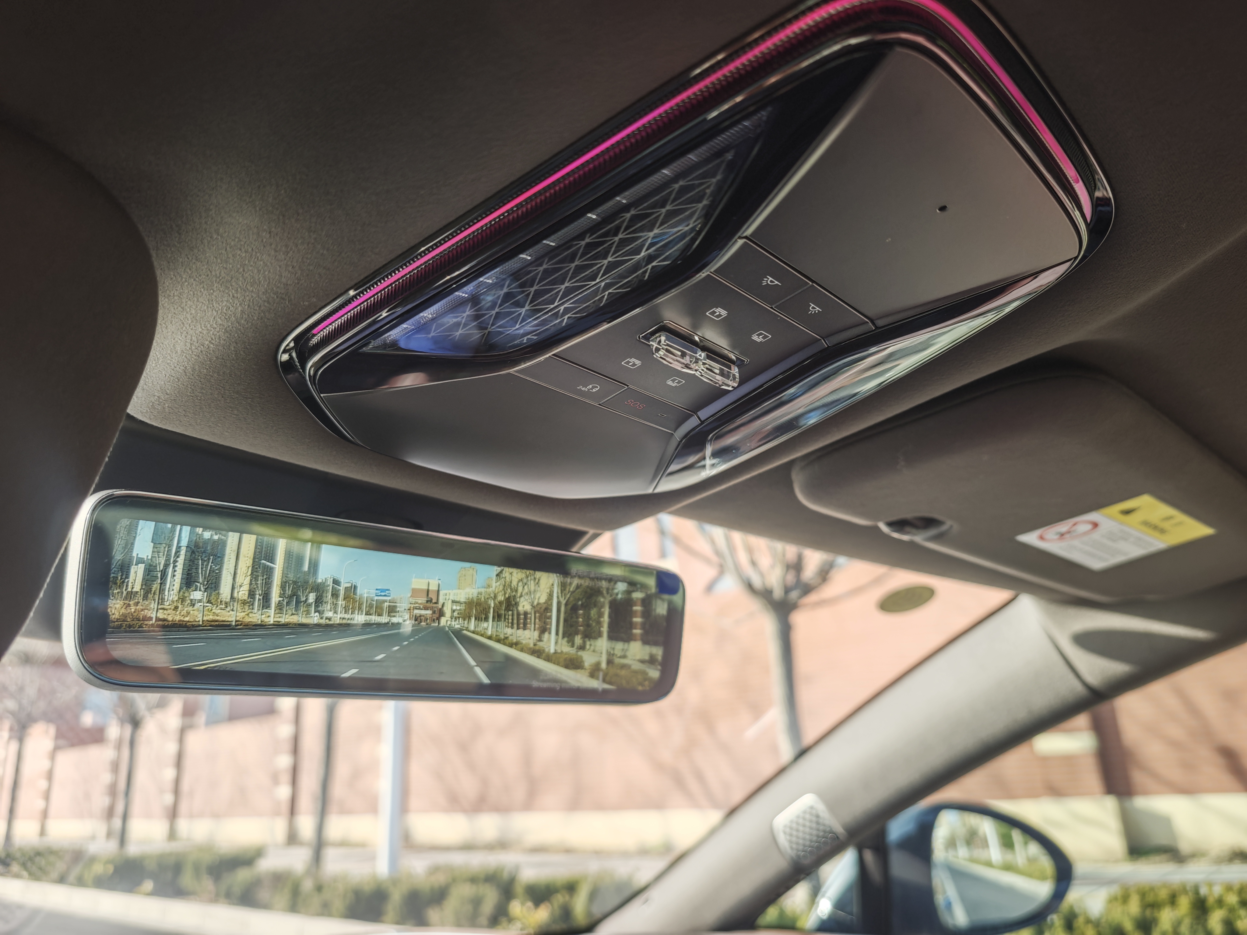 Denza Z9GT 2024 #21 Denza Z9GT 2024 car image #21