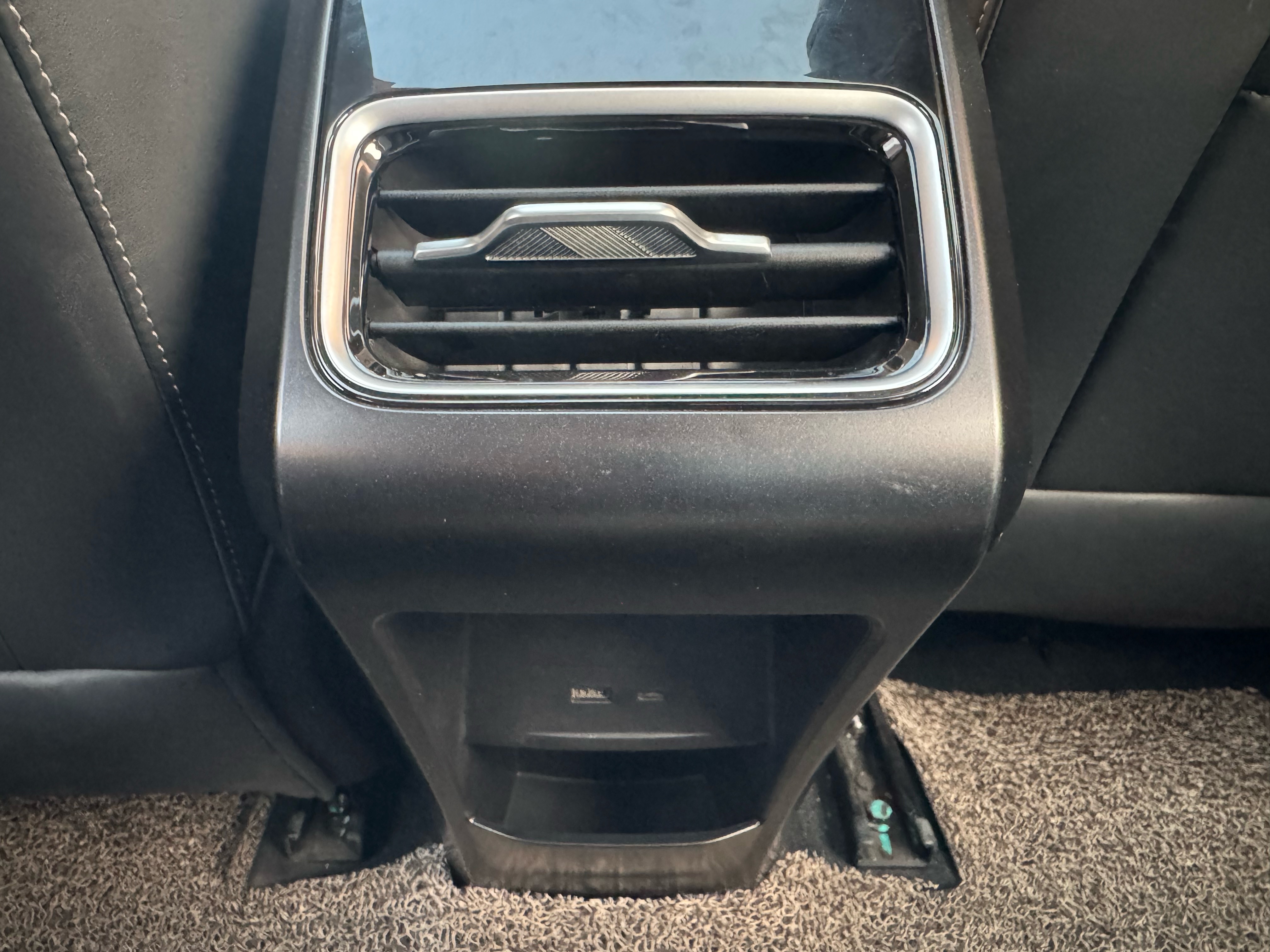 Chery Exploration 06 2023 car image #21