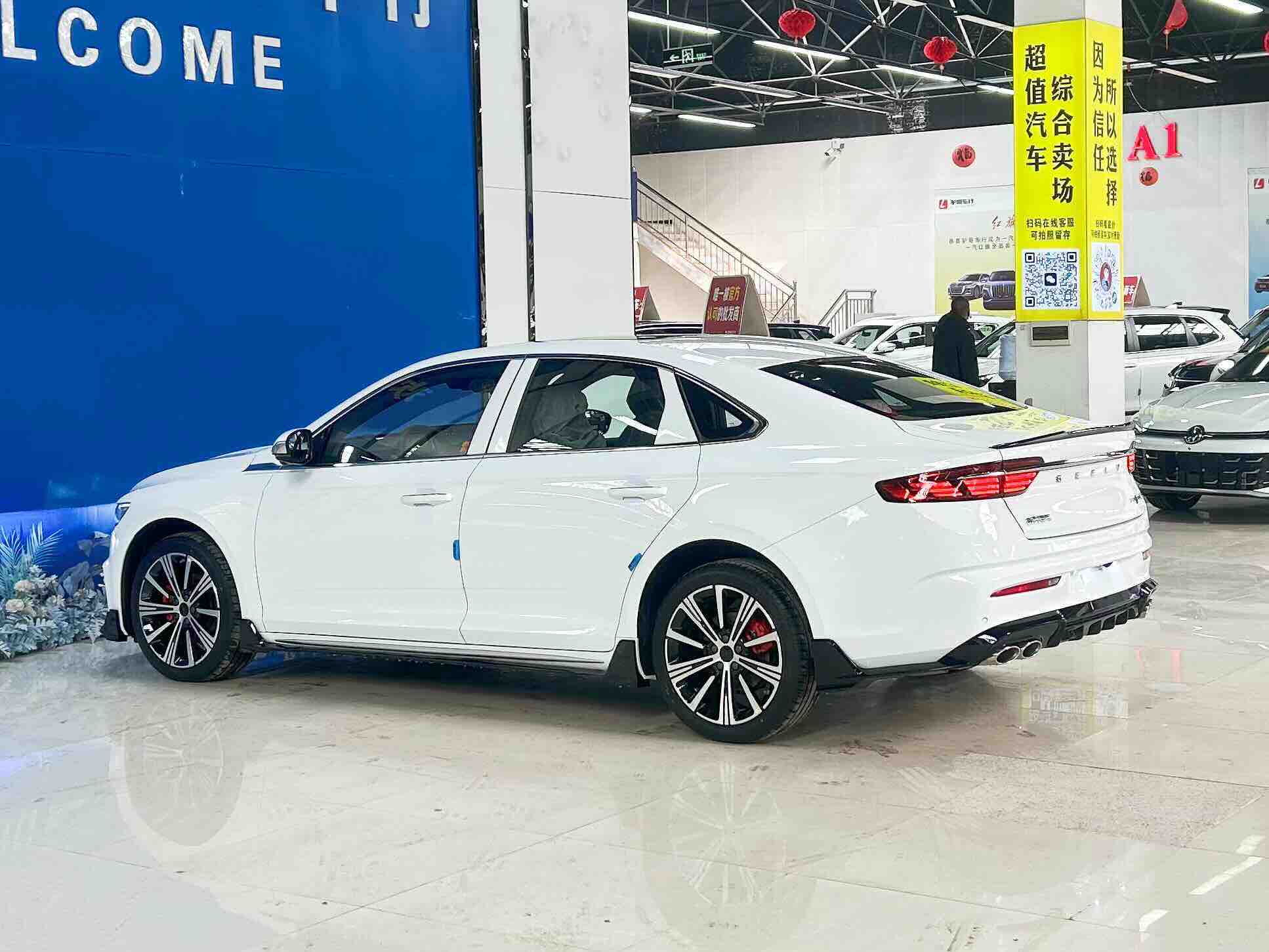 GEELY Preface 2025 immagine di auto #21