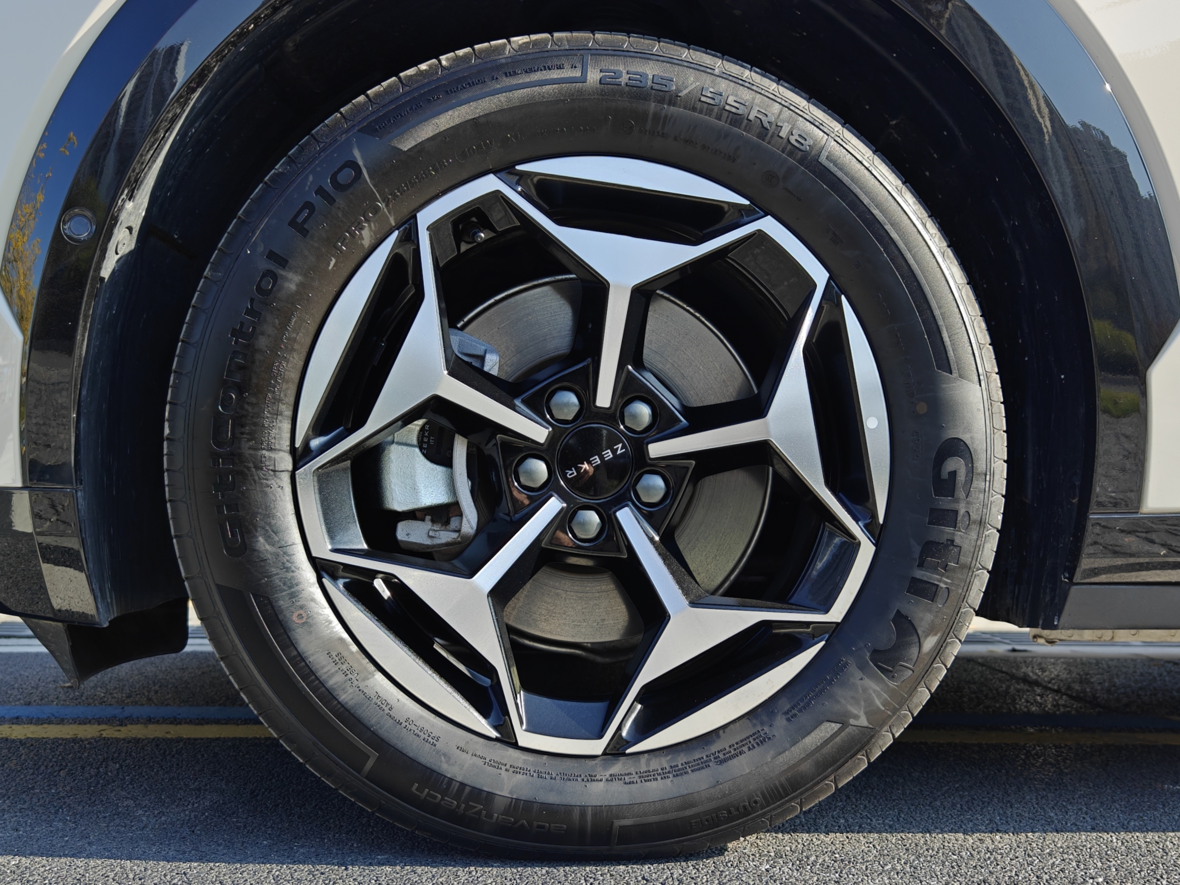 极氪 极氪X 2025 汽车图片 #21