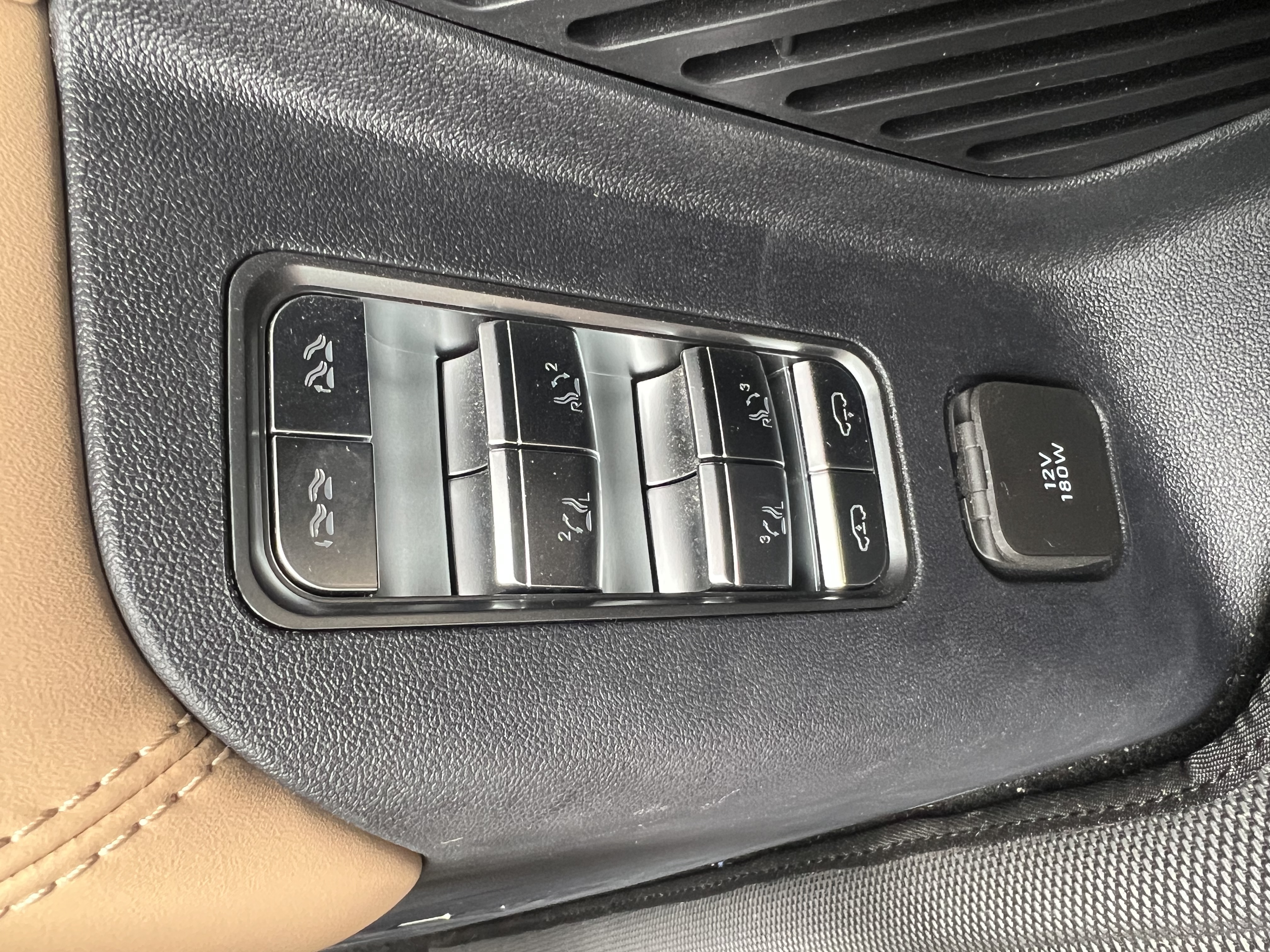 FangChengBao Leopard 8 2024 car image #21