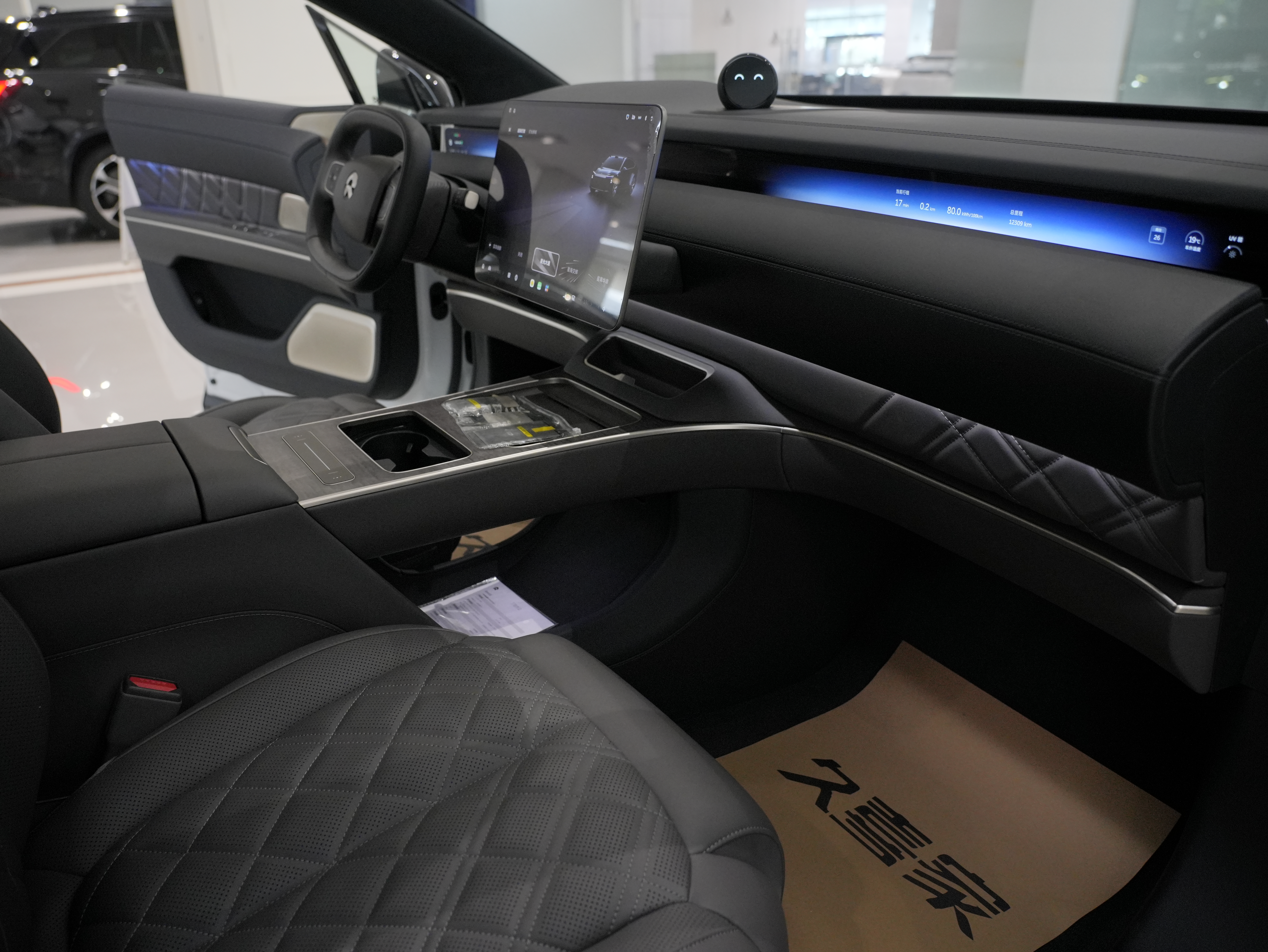 NIO ET9 2025 изображение автомобиля #21