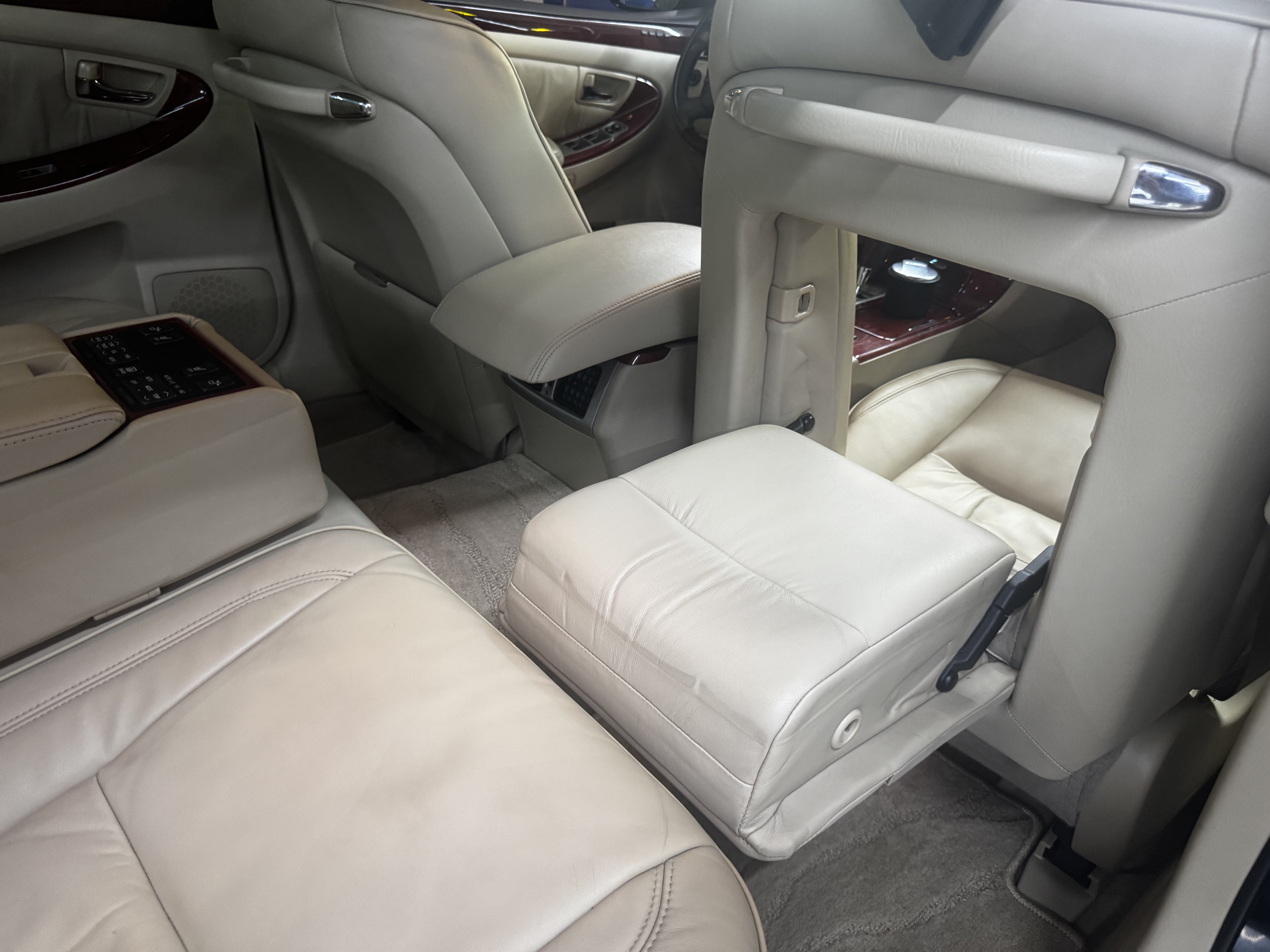 HongQi ShengShi 2009 car image #21