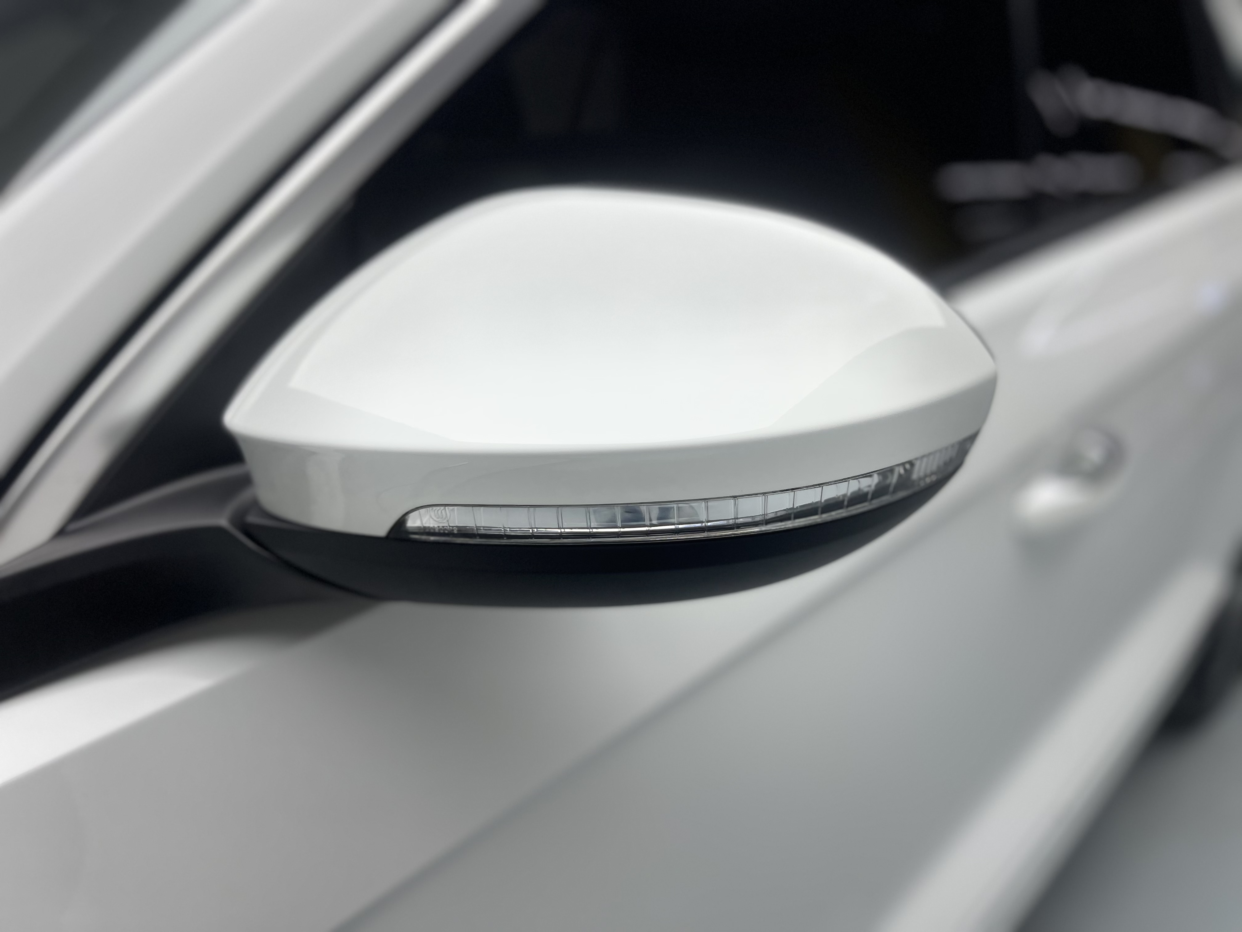 Volkswagen T-Roc 2025 car image #21