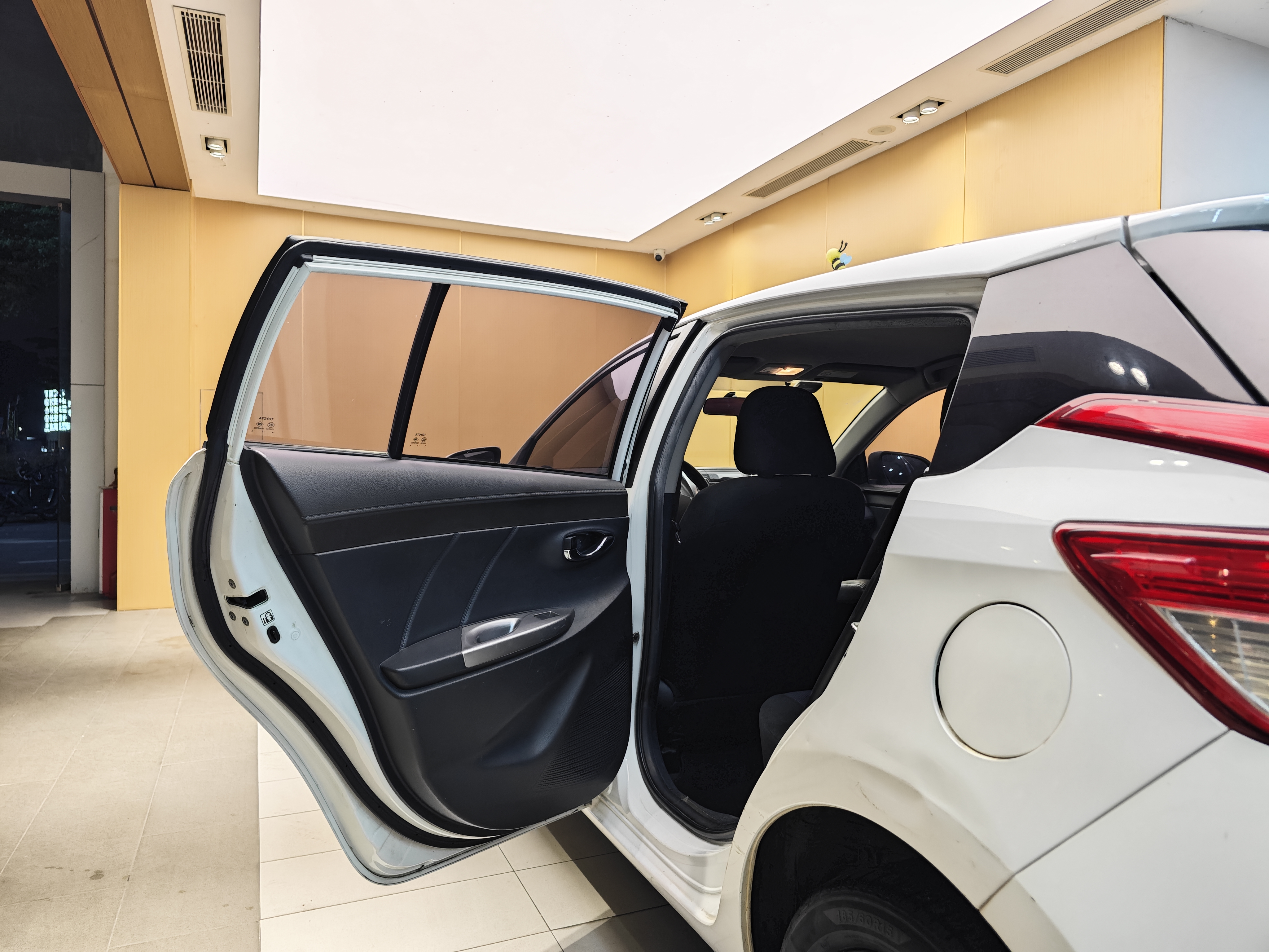 Yaris L Zhixuan 2015 car image #21