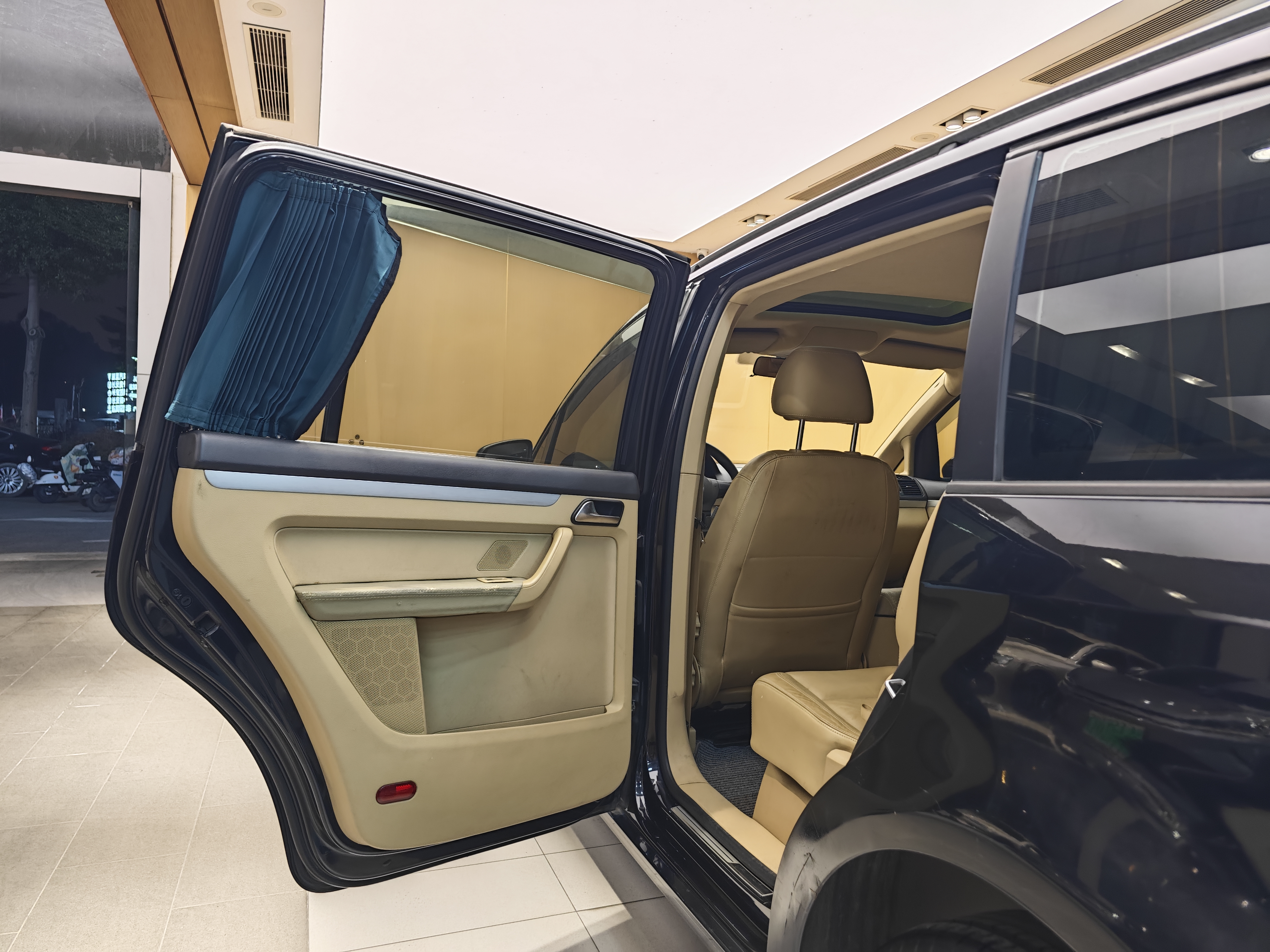 Volkswagen Touran 2011 #21 Volkswagen Touran 2011 immagine di auto #21