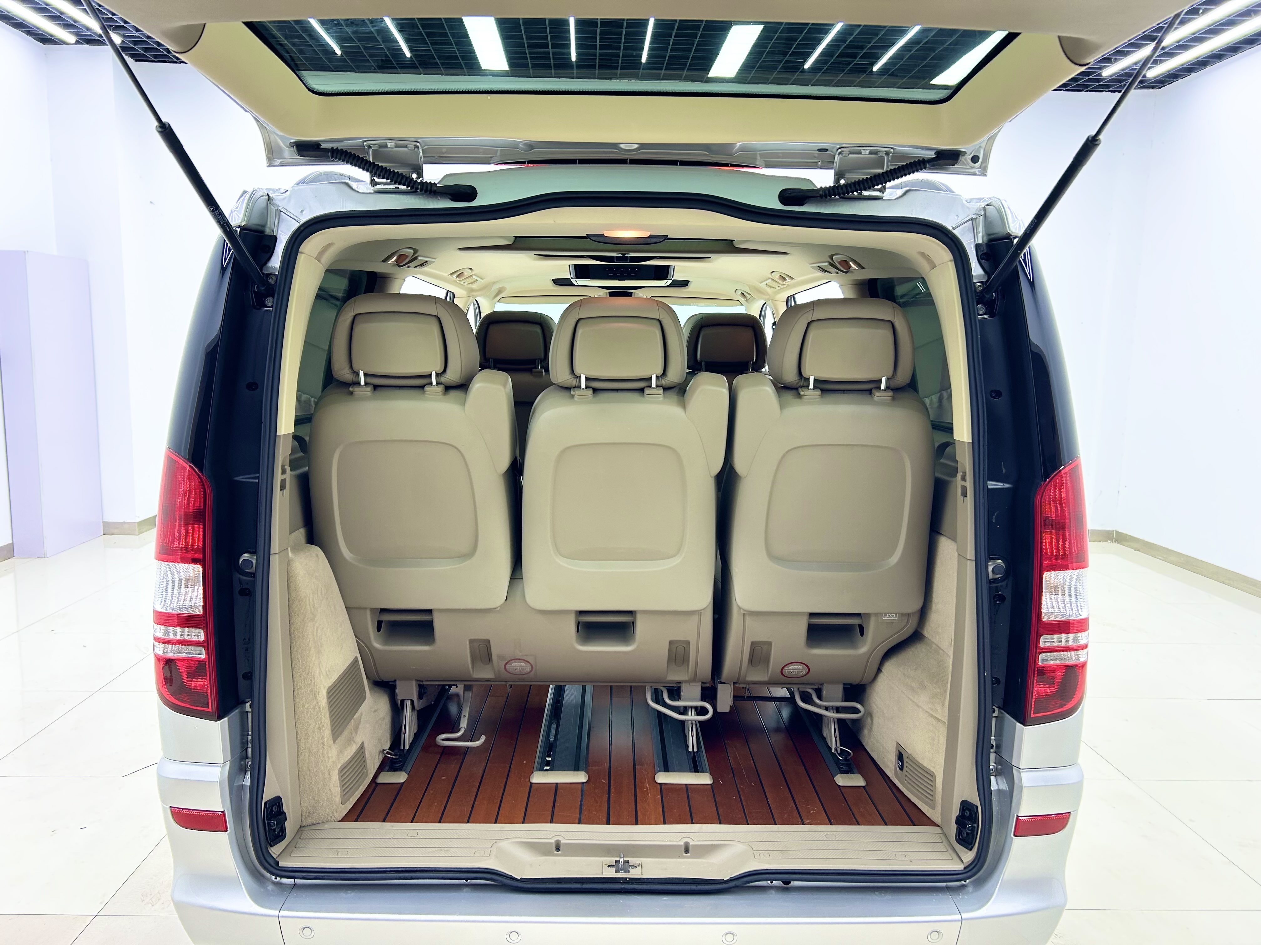 奔驰 唯雅诺 2014 汽车图片 #21