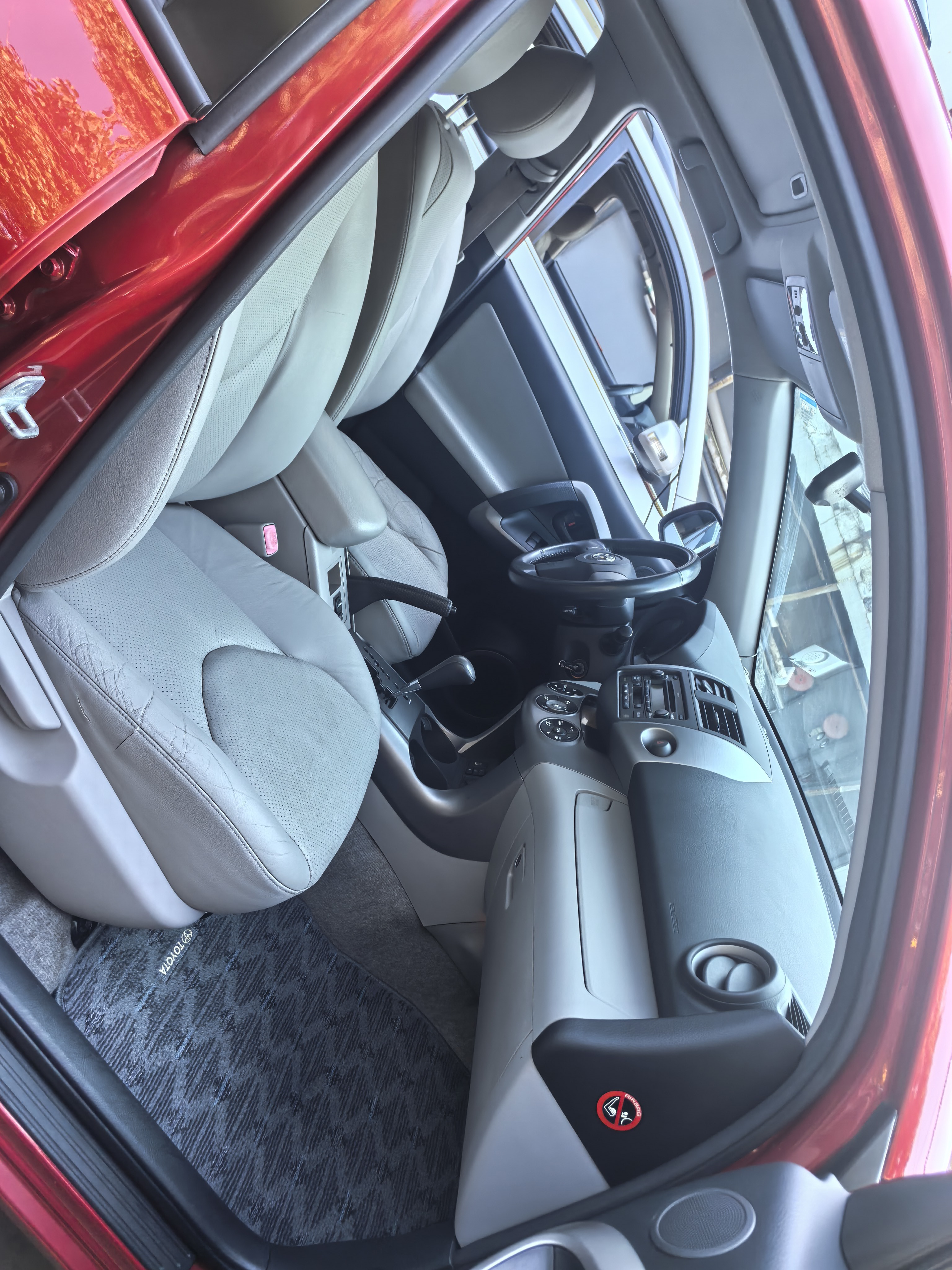 Toyota RAV4 (Imported) 2008 image de voiture #21