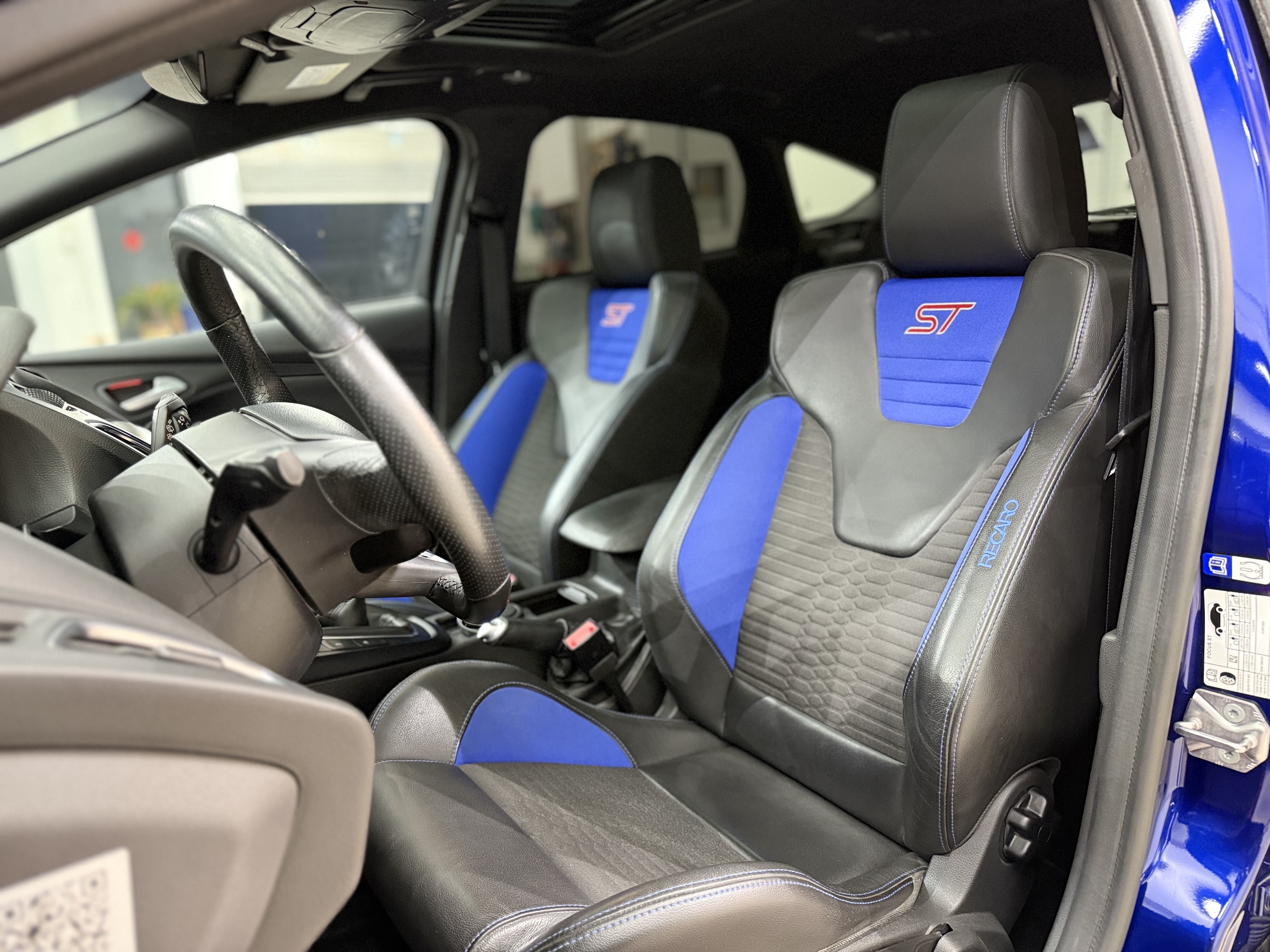 Ford Focus (Imported) 2017 car image #21