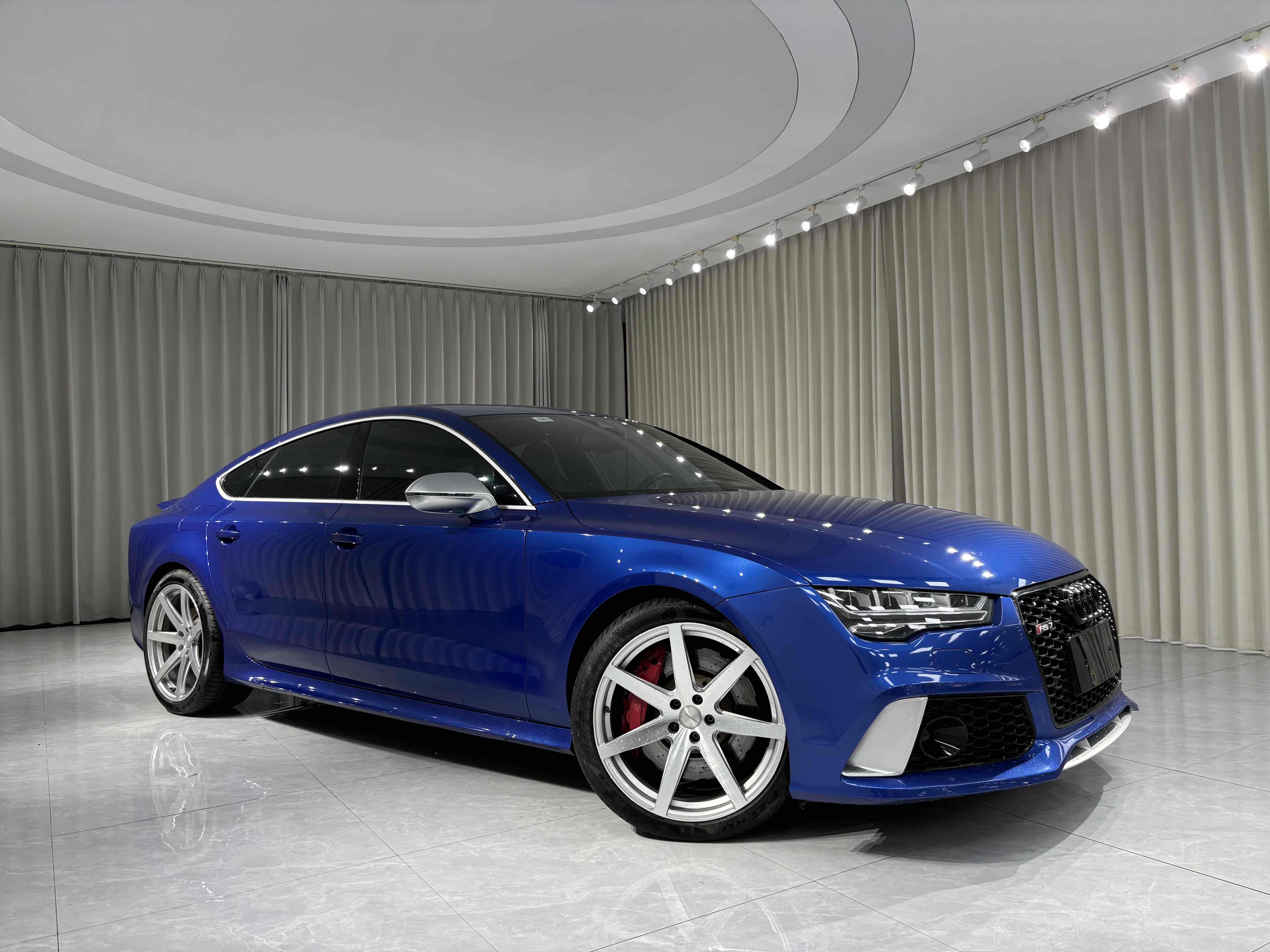 Audi RS 7 2017 car image #21