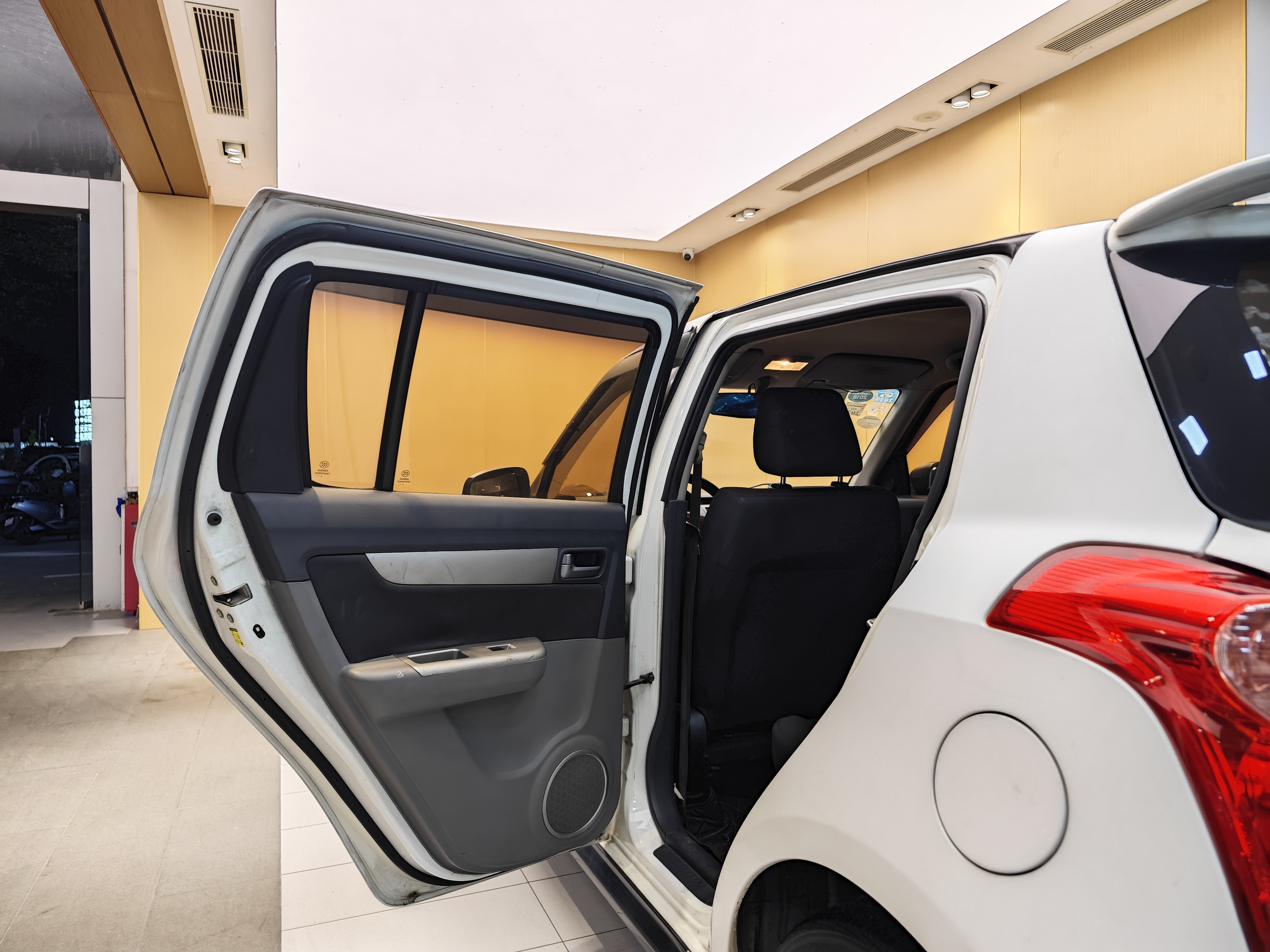 Suzuki Swift 2016 #21 Suzuki Swift 2016 car image #21