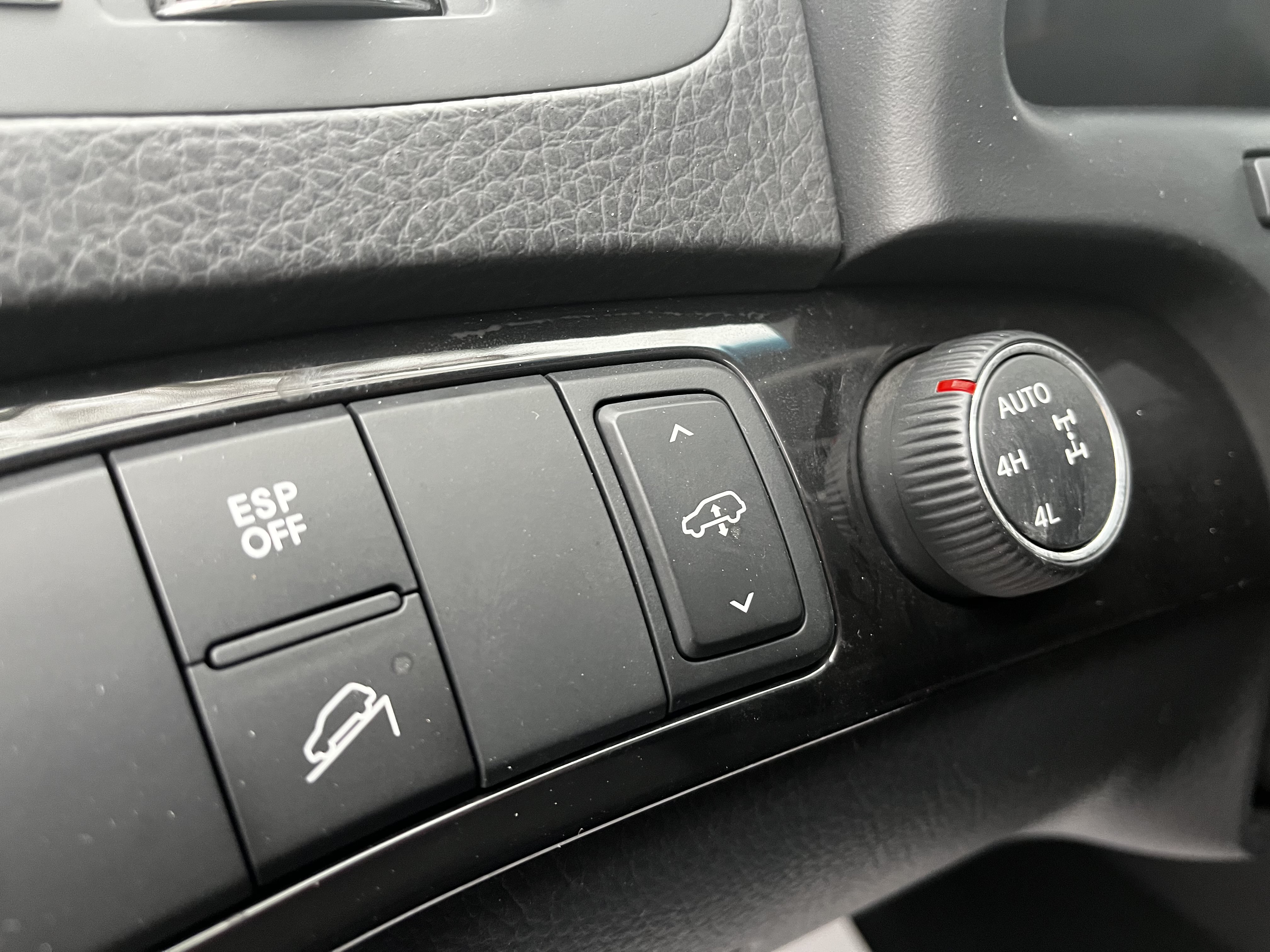 Kia Mohave 2012 изображение автомобиля #21