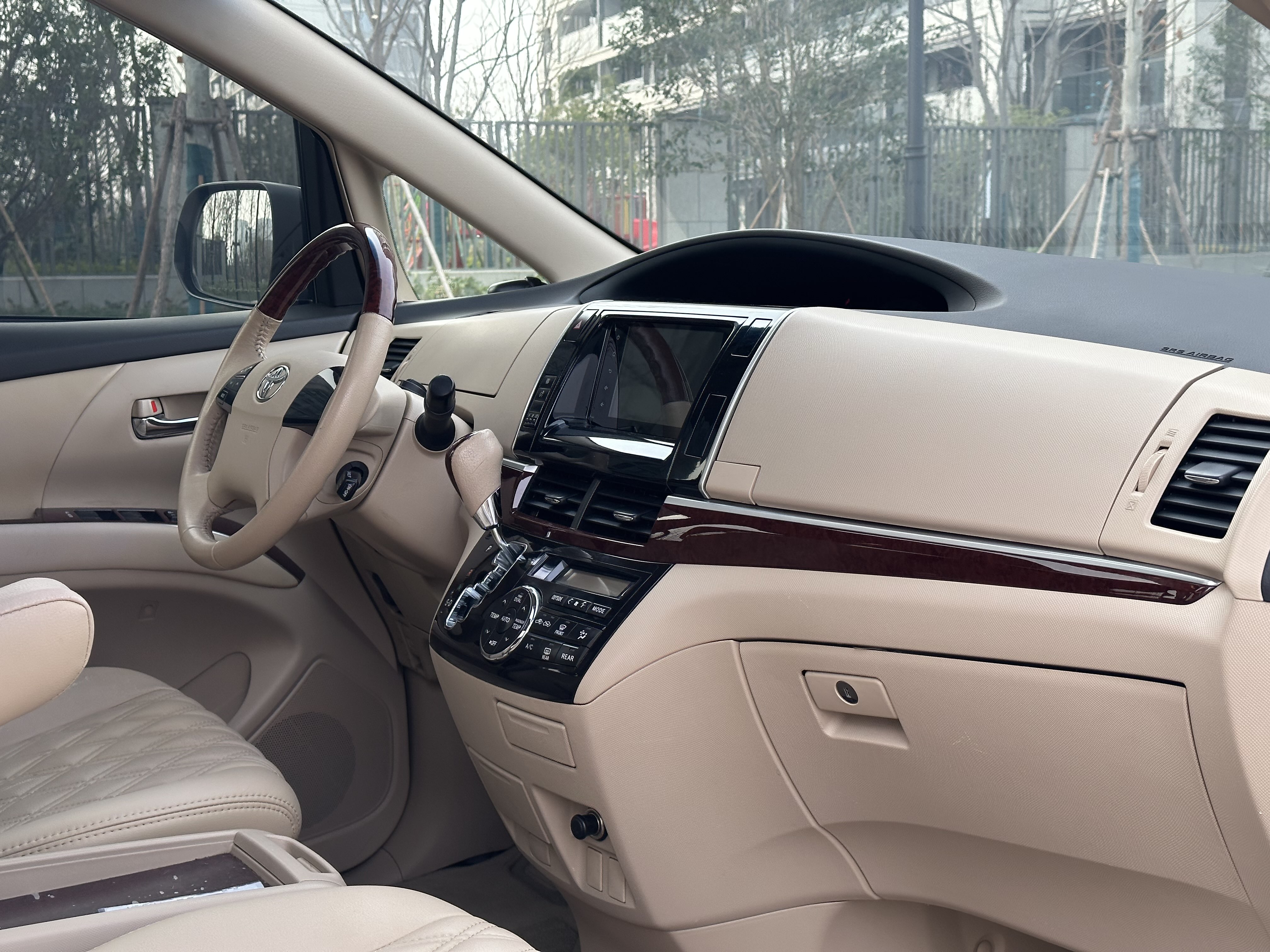 Toyota Previa 2016 car image #21