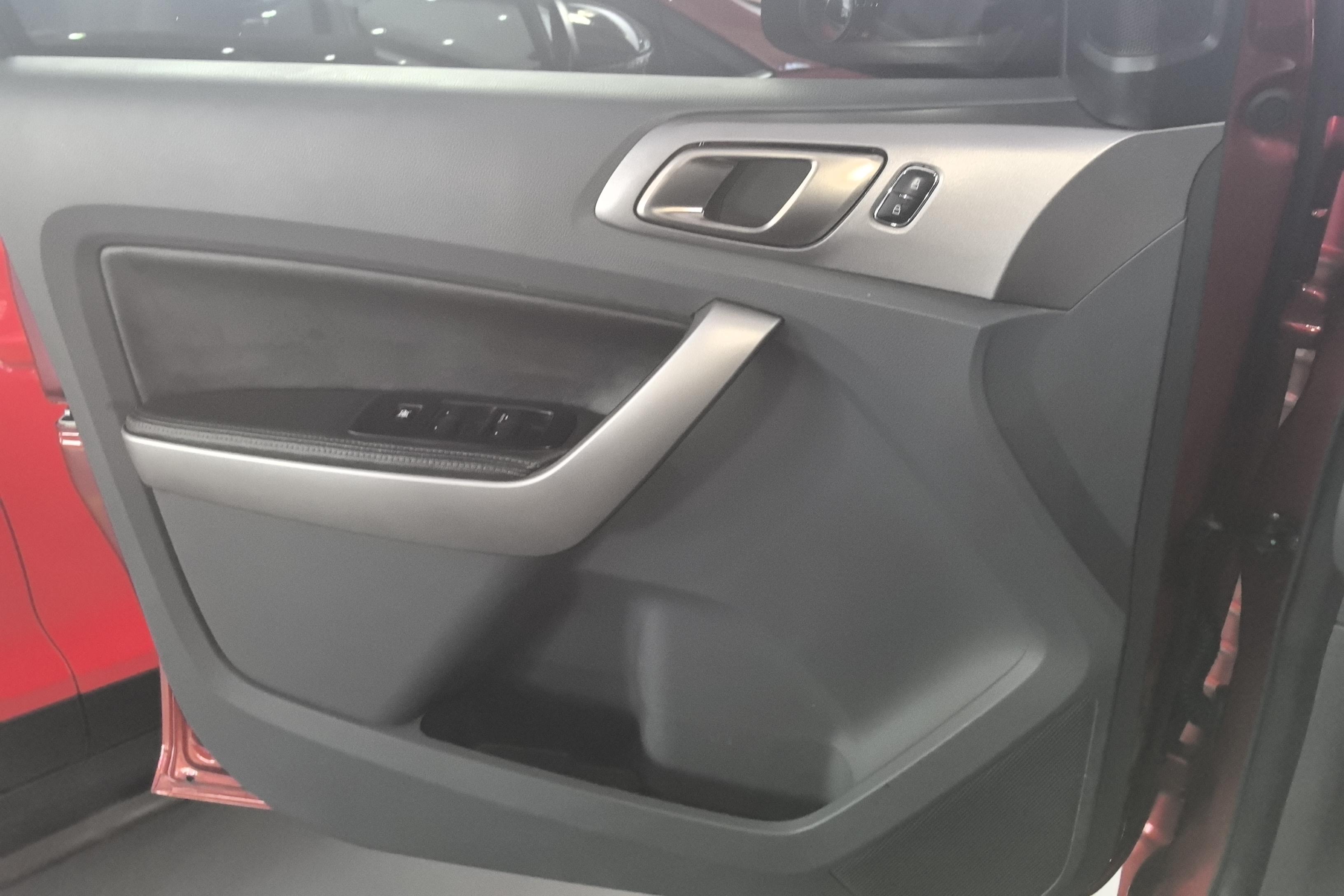 Ford Everest 2016 #21 Ford Everest 2016 car image #21