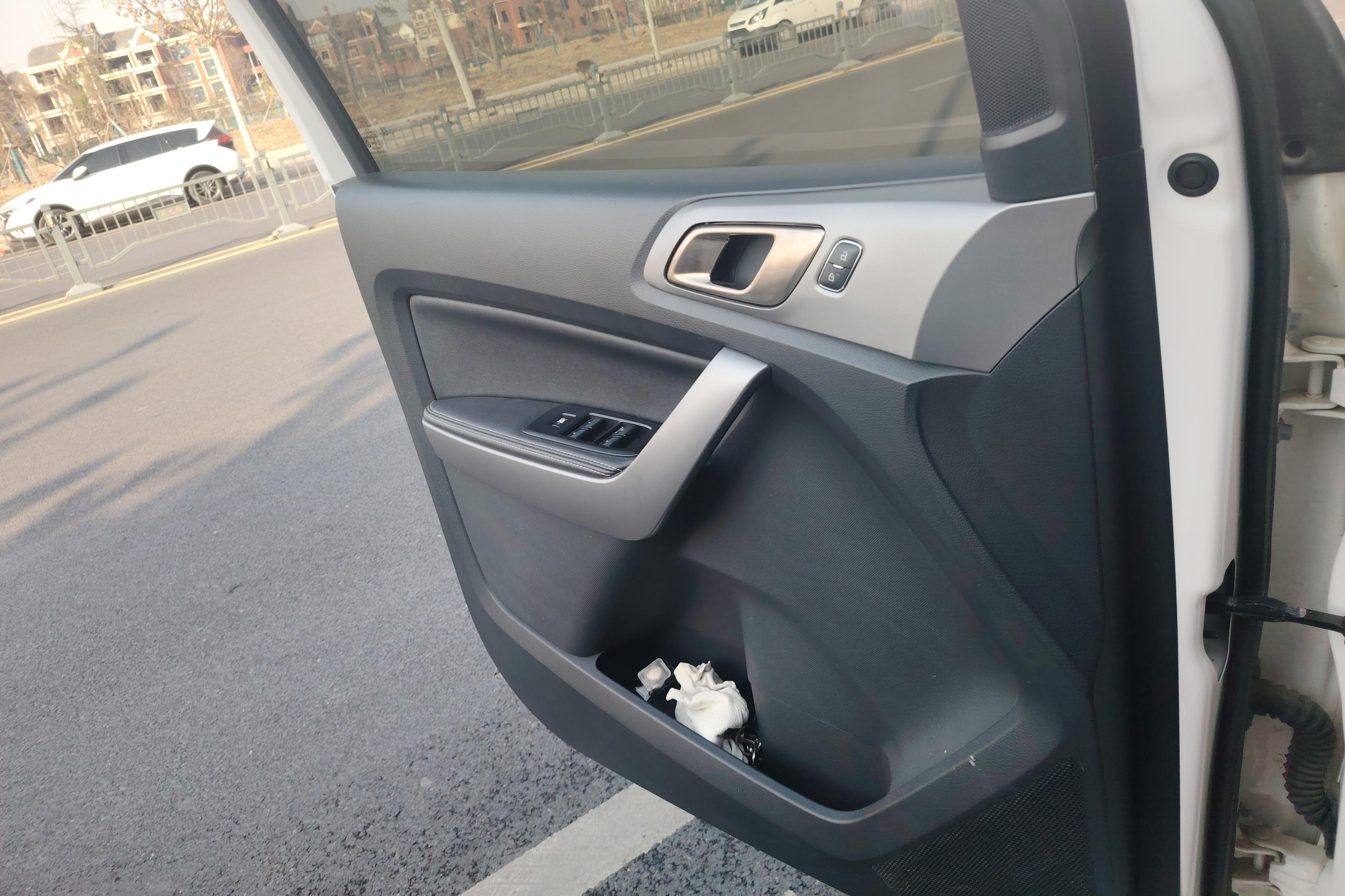 Ford Everest 2018 #21 Ford Everest 2018 car image #21