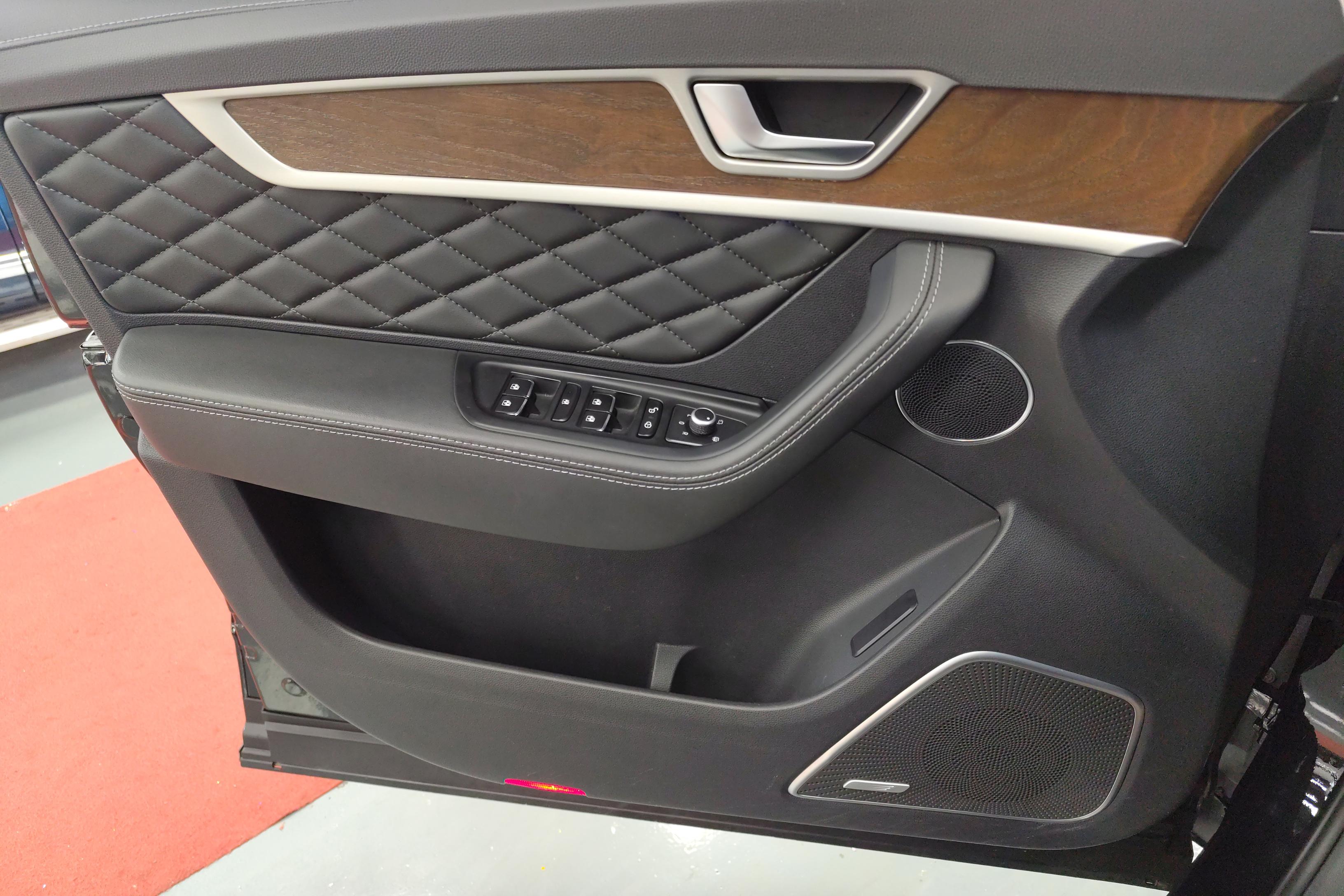 HongQi HS7 2021 car image #21