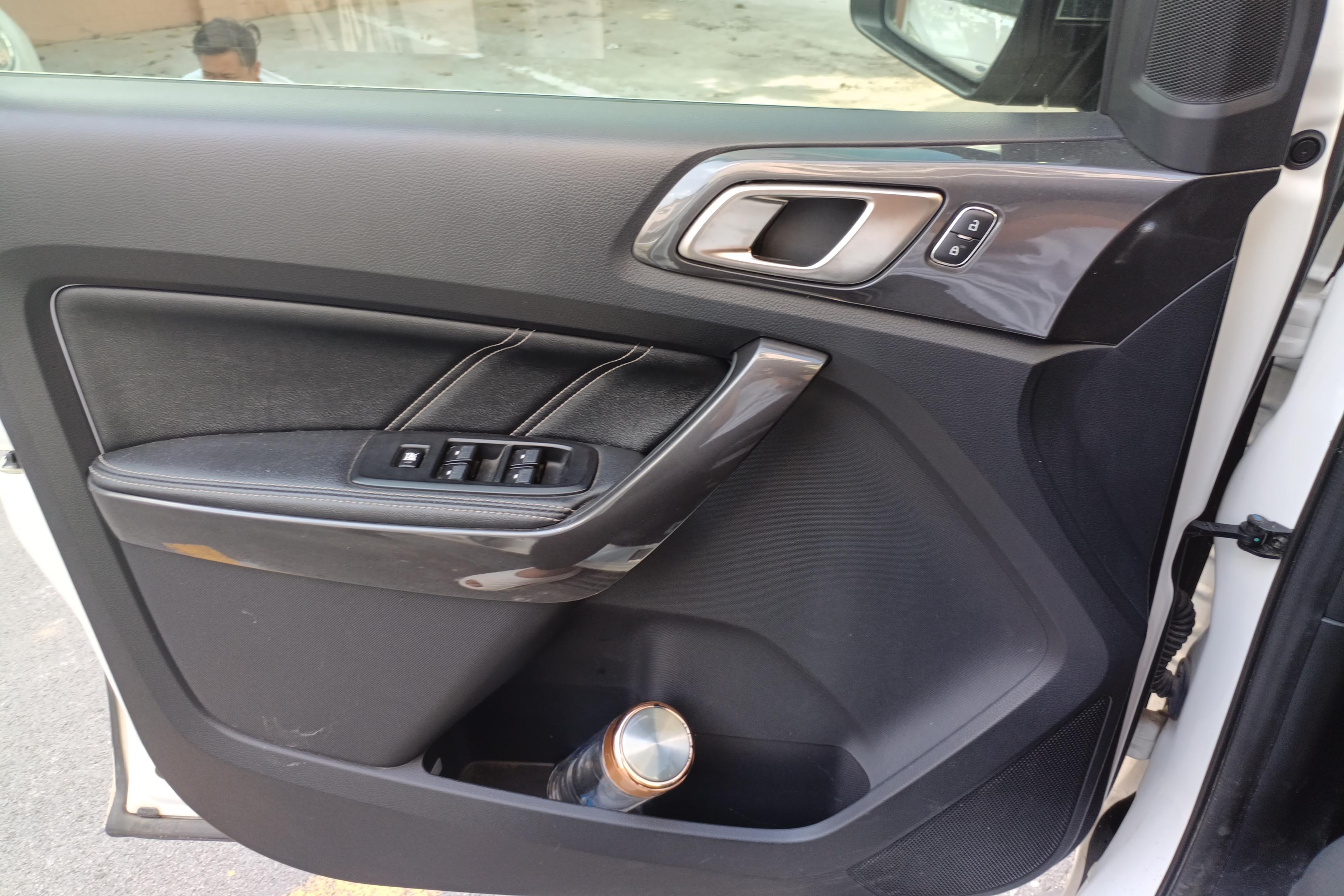 Ford Everest 2018 #21 Ford Everest 2018 car image #21