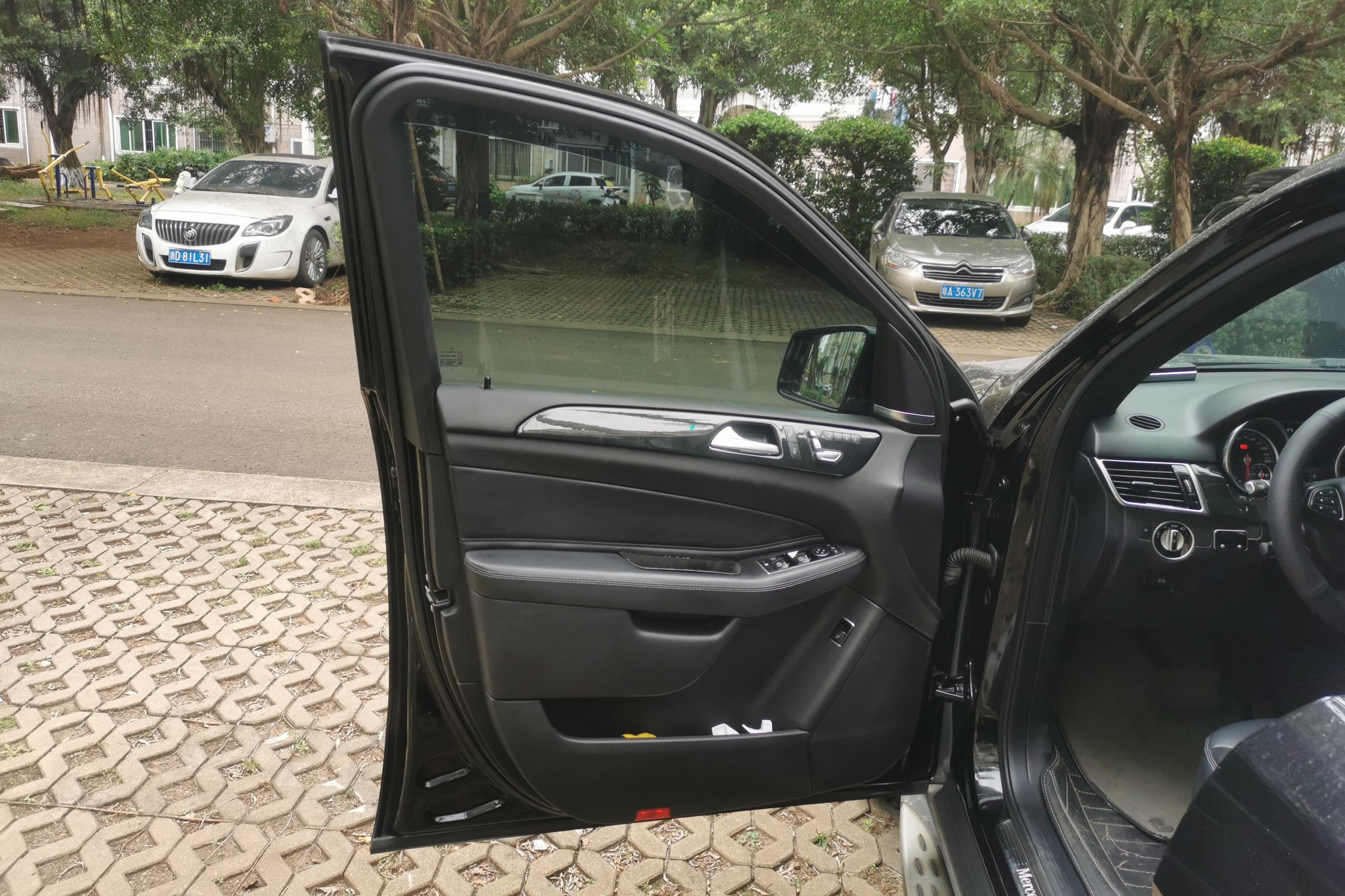 Mercedes-Benz GL Class 2016 #21 Mercedes-Benz GL Class 2016 car image #21