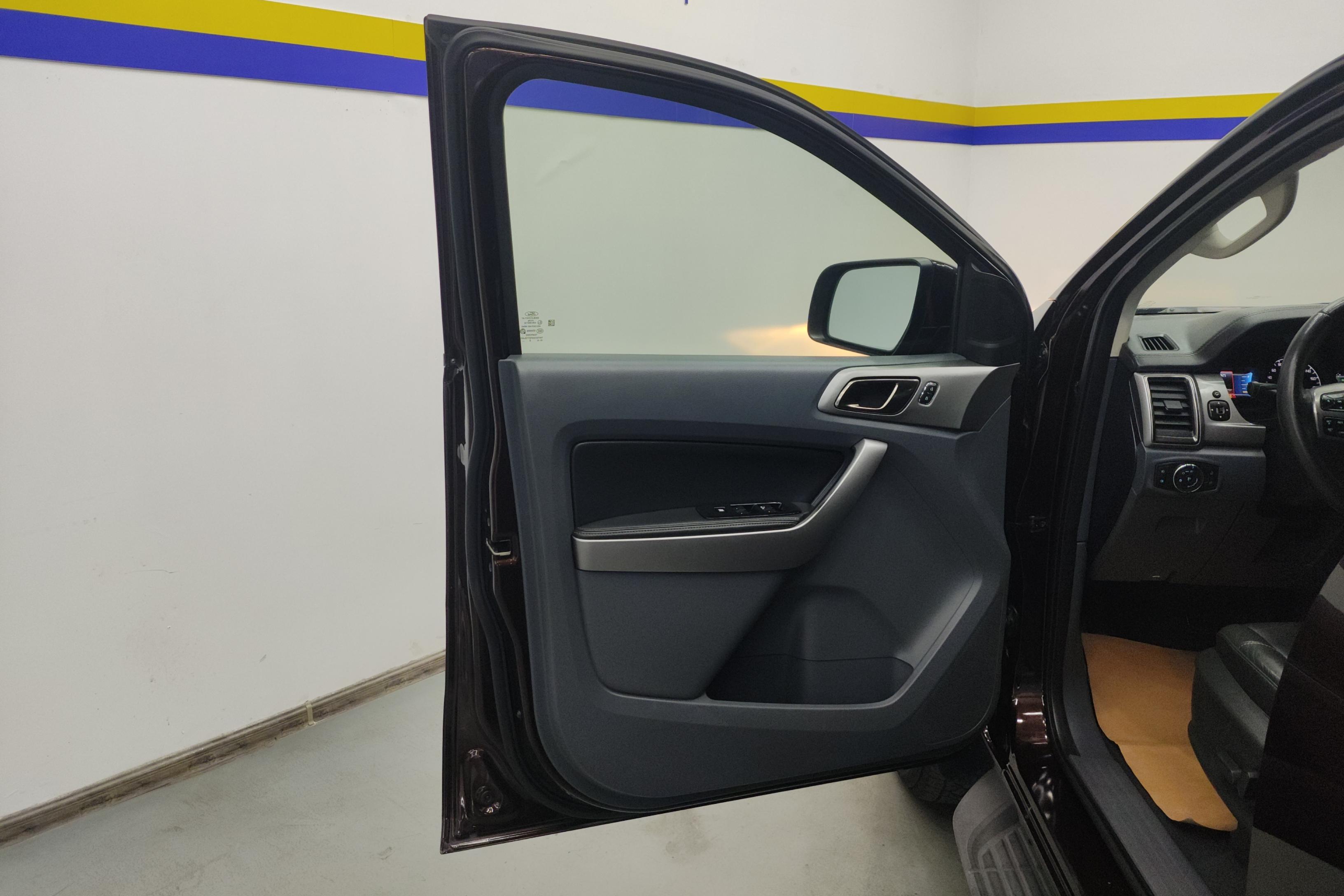 Ford Everest 2016 #21 Ford Everest 2016 صورة سيارة #21