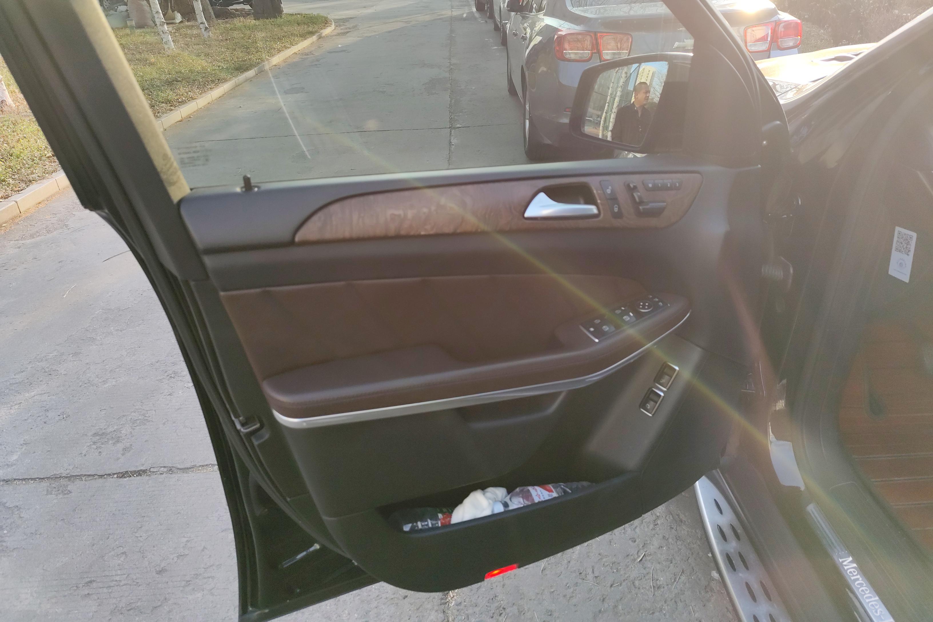 Mercedes-Benz GL Class 2015 #21 Mercedes-Benz GL Class 2015 car image #21