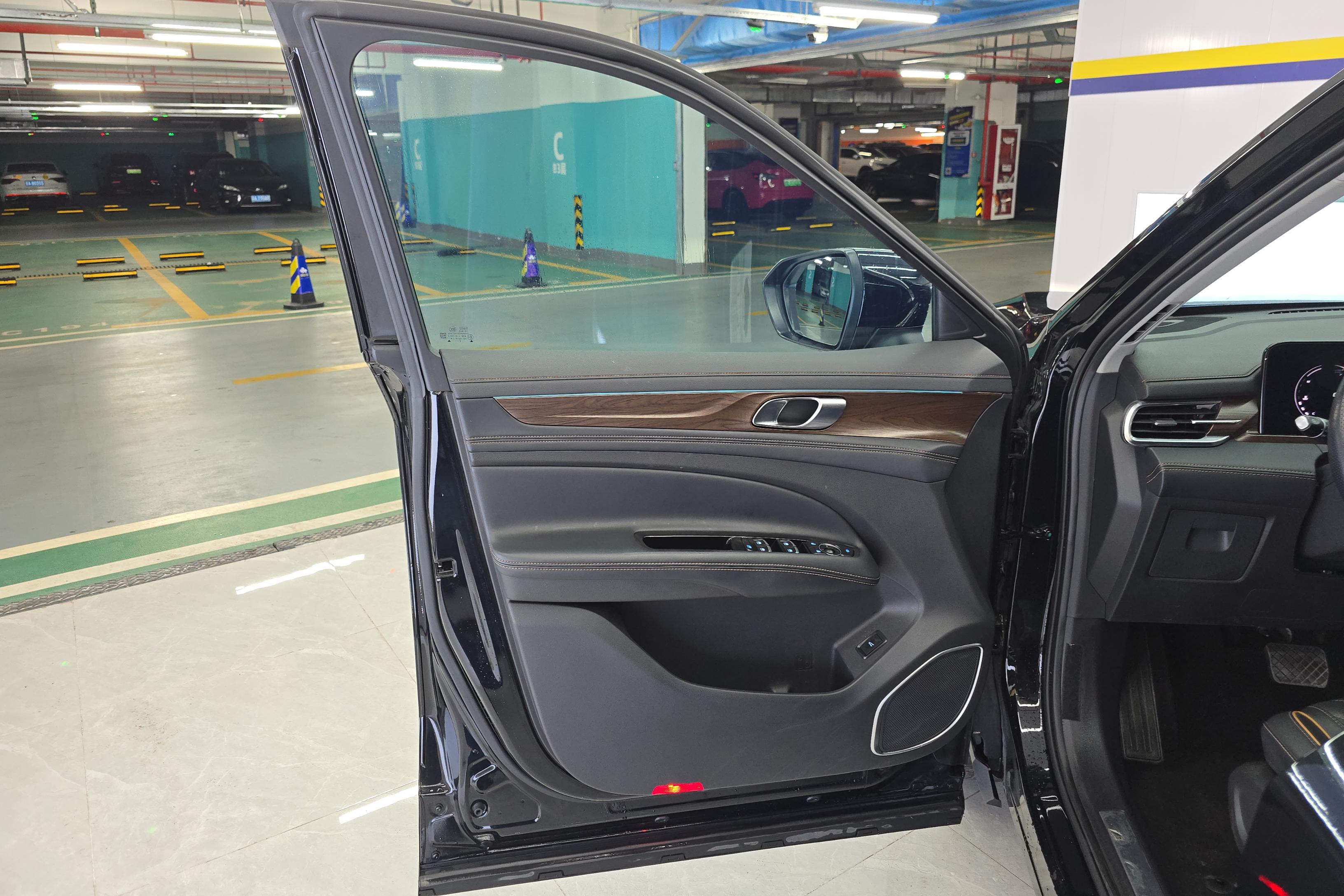 Ford Equator 2022 immagine di auto #21