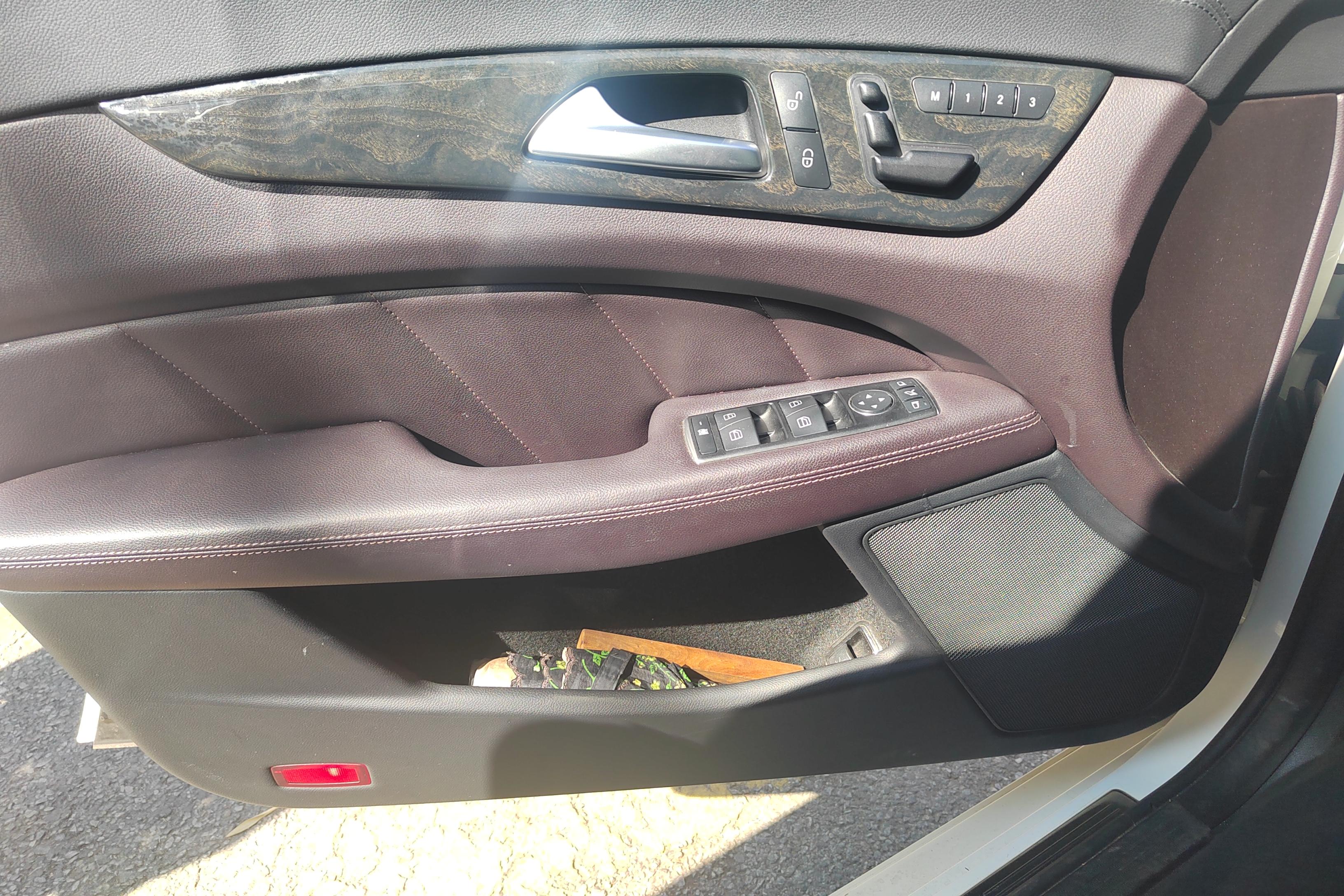 Mercedes-Benz CLS AMG 2014 car image #21