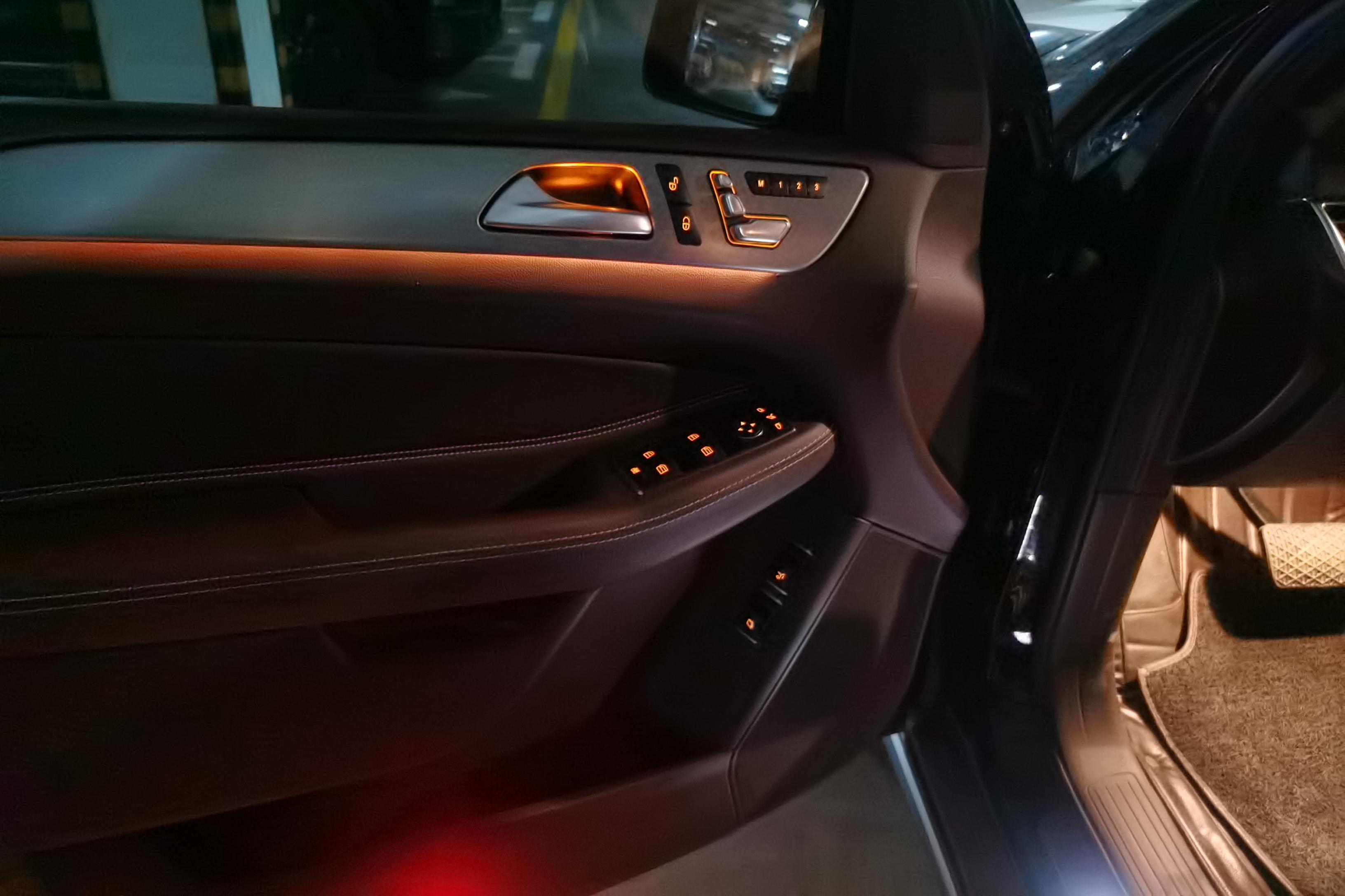 奔驰 奔驰GLS AMG 2016 汽车图片 #21