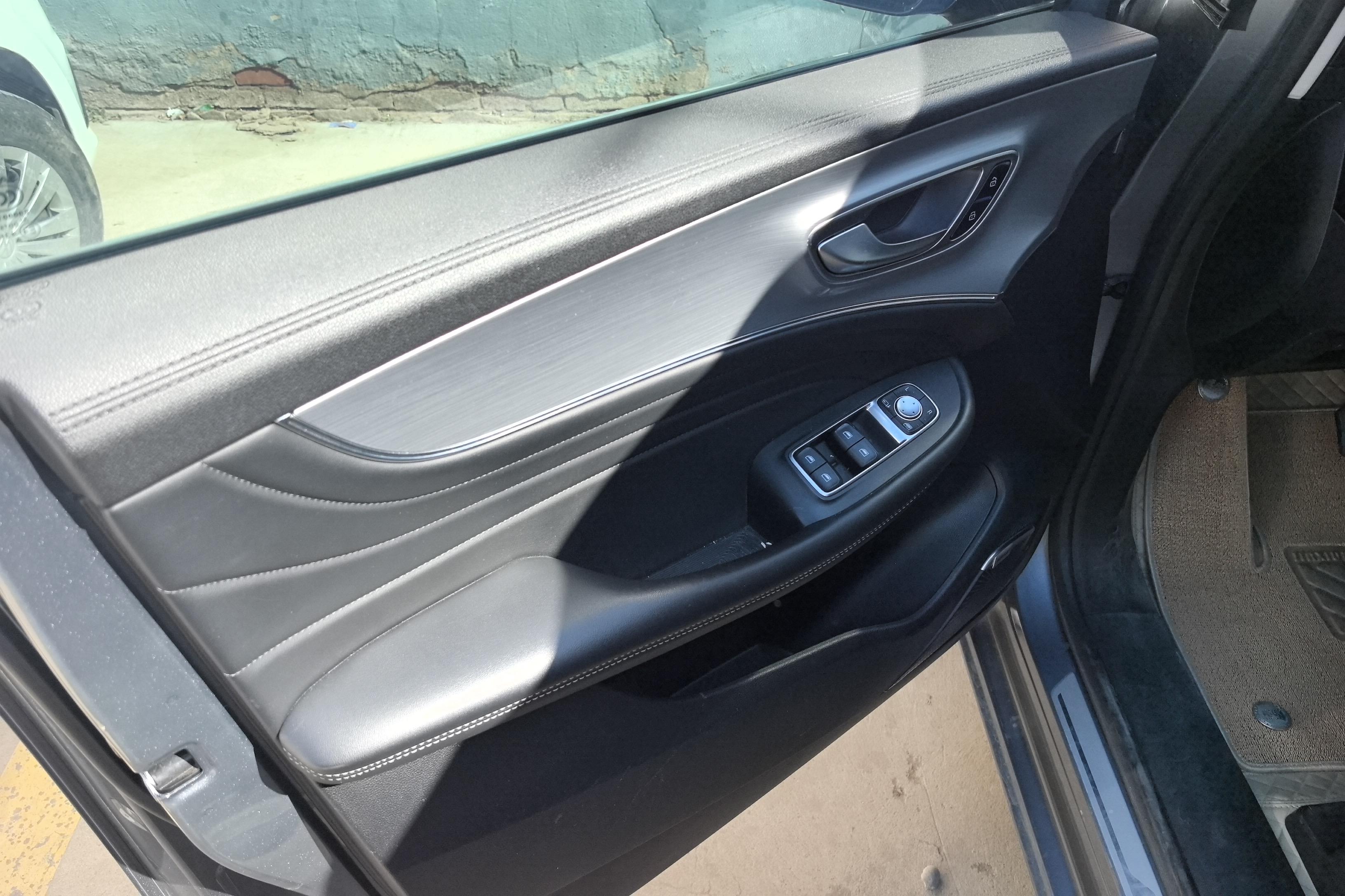 荣威 荣威iMAX8 2021 汽车图片 #21