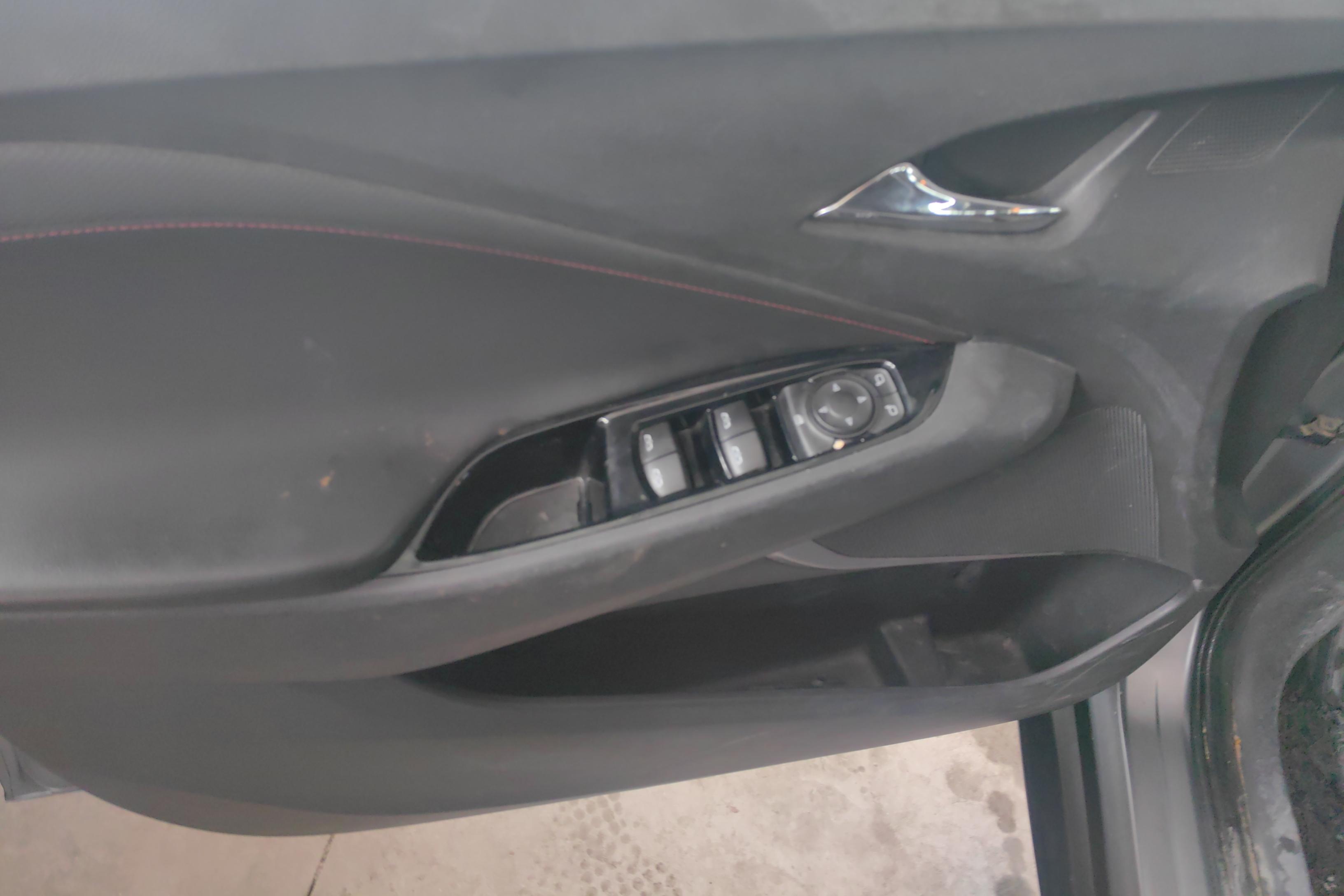 Chevrolet Orlando 2018 #21 Chevrolet Orlando 2018 car image #21