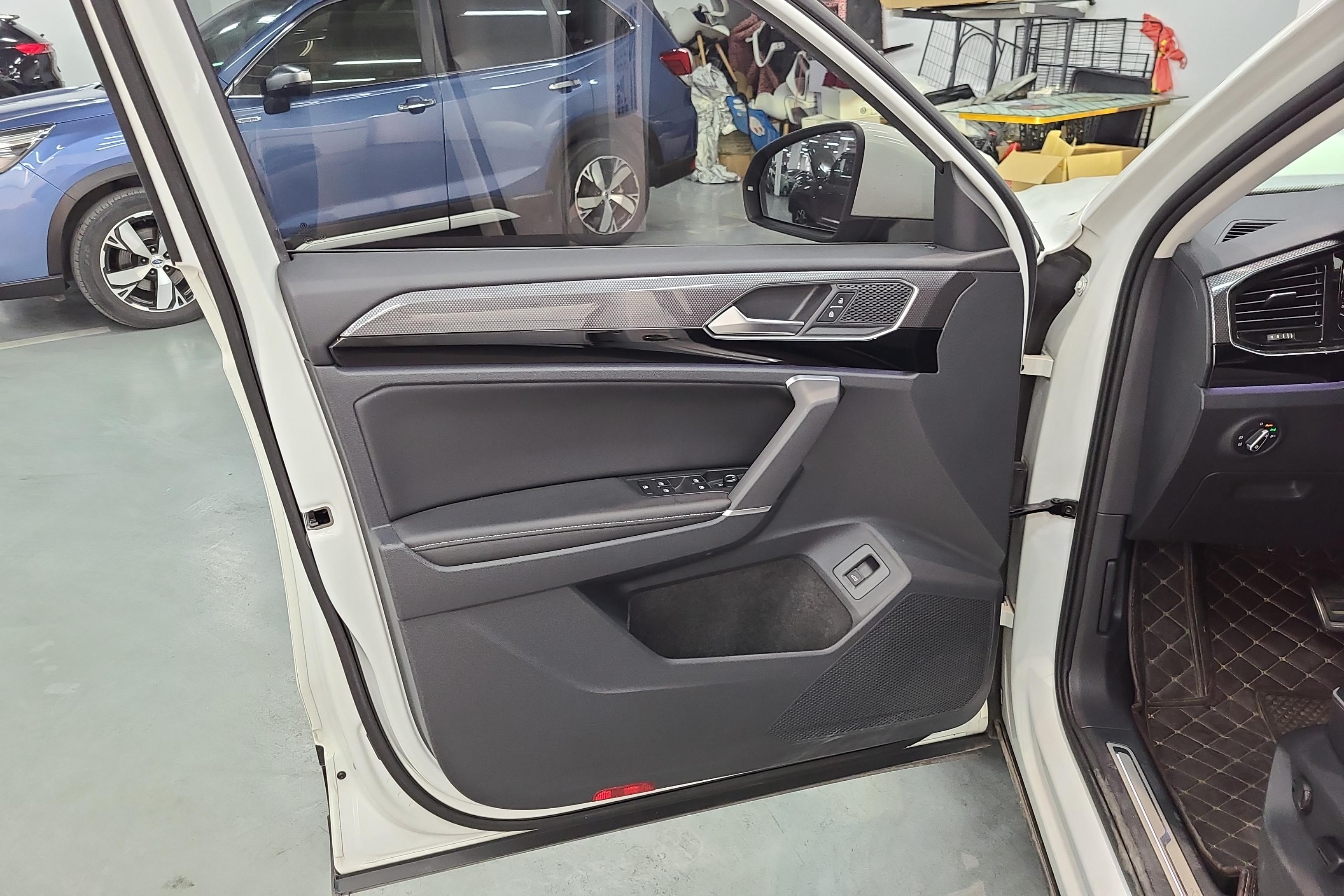 Volkswagen Tayron X 2022 car image #21