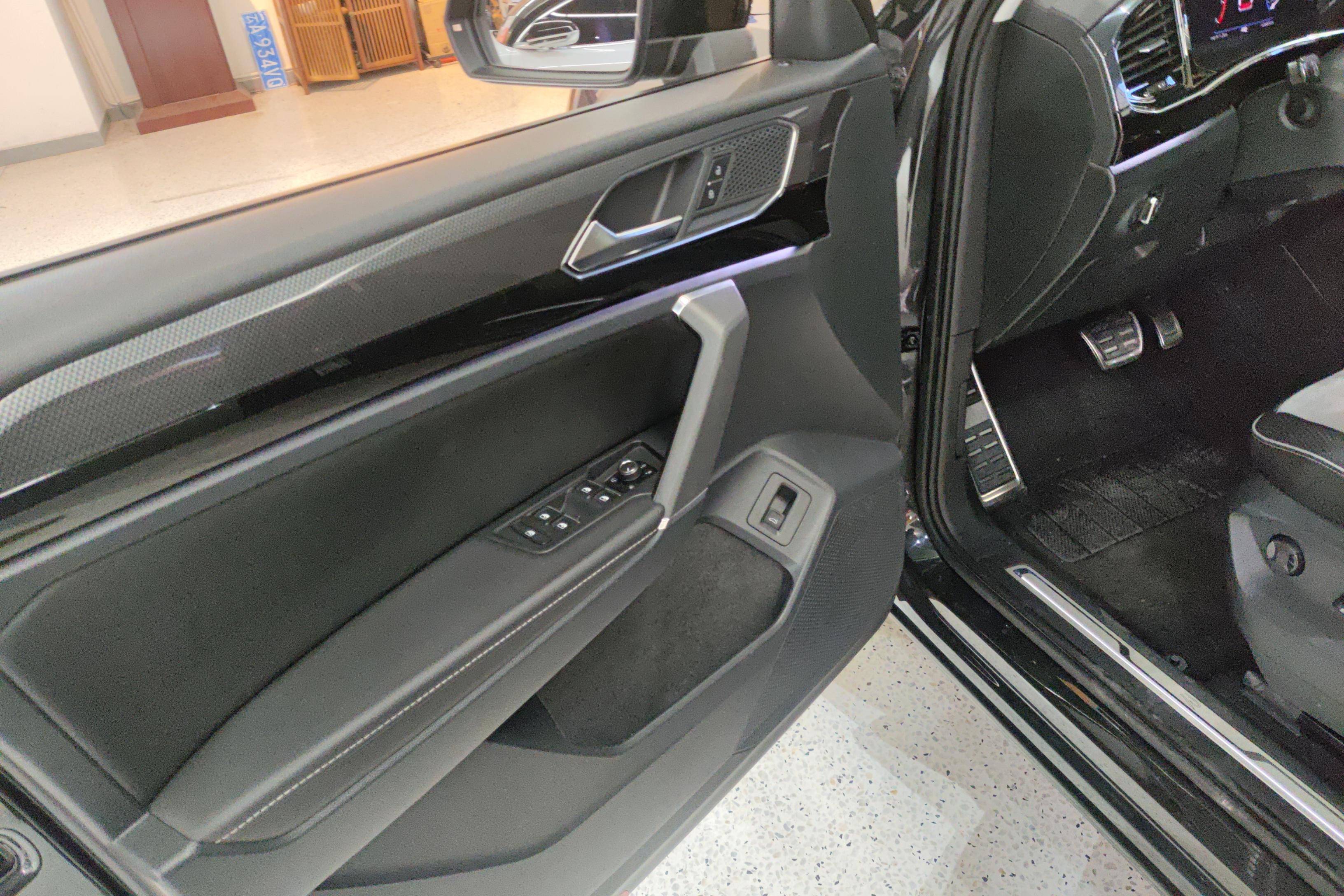 Volkswagen Tayron X 2021 car image #21