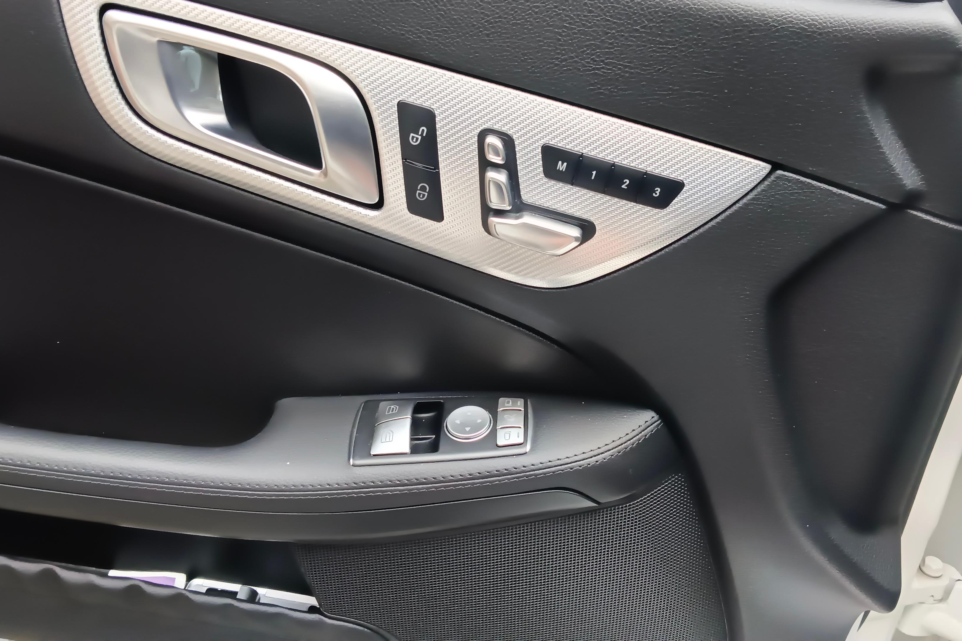 Mercedes-Benz SLC Class 2018 #21 Mercedes-Benz SLC Class 2018 car image #21