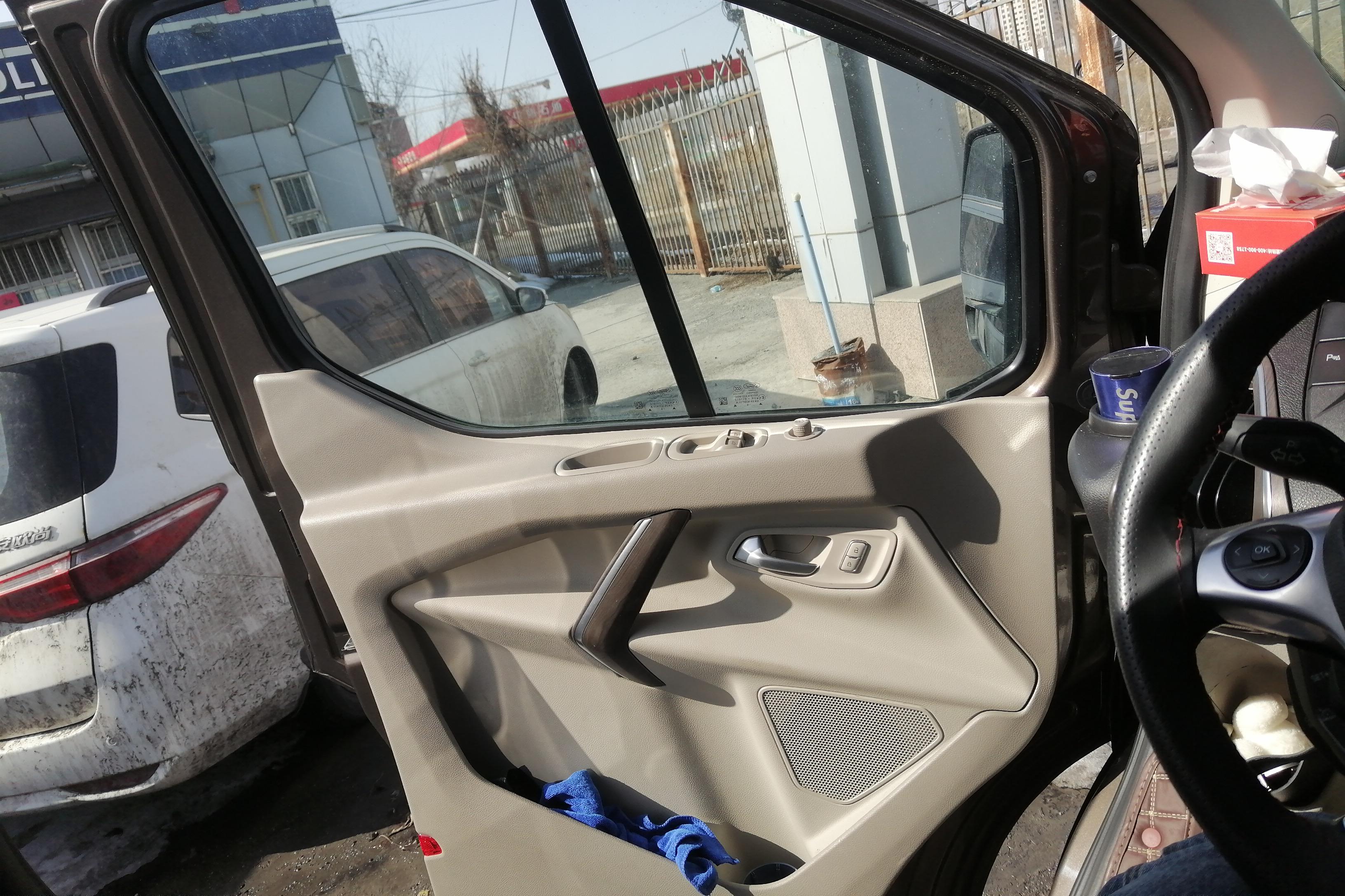 Ford Tourneo 2018 صورة سيارة #21