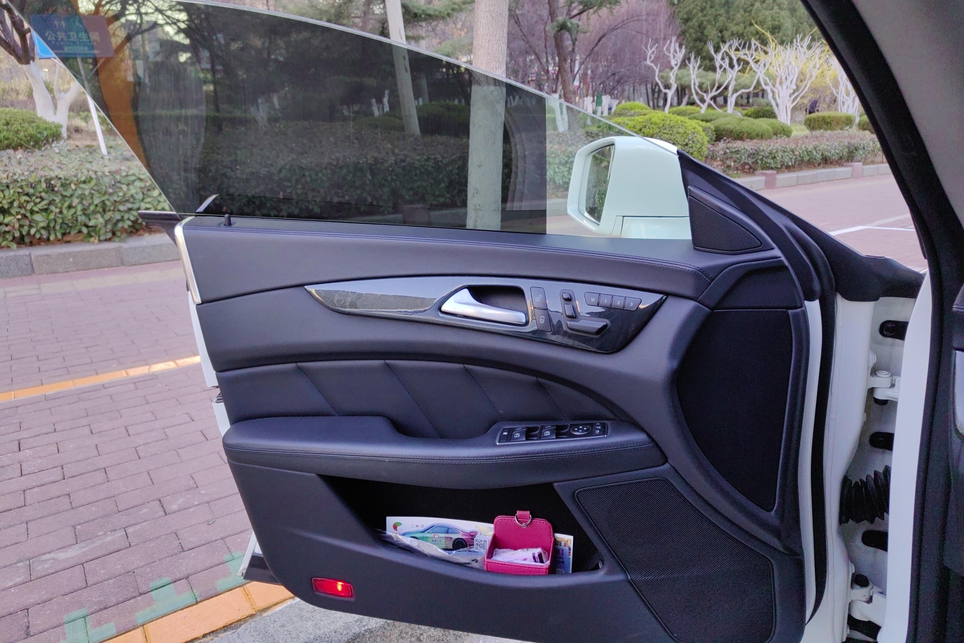 Mercedes-Benz CLS AMG 2015 car image #21