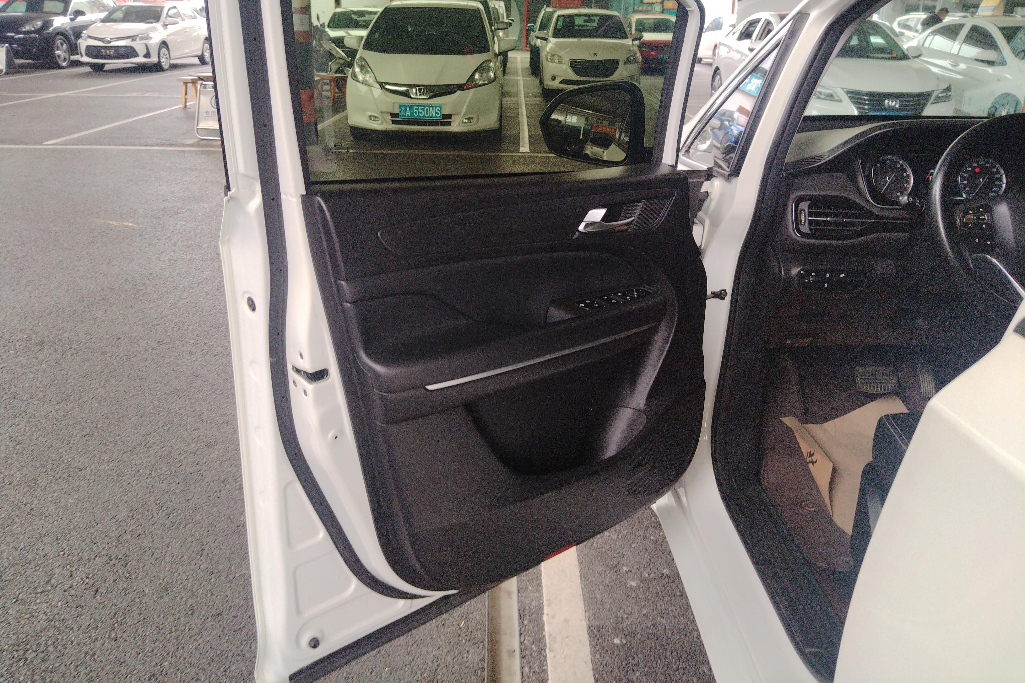 GAC Trumpchi M6 2021 #21 GAC Trumpchi M6 2021 car image #21