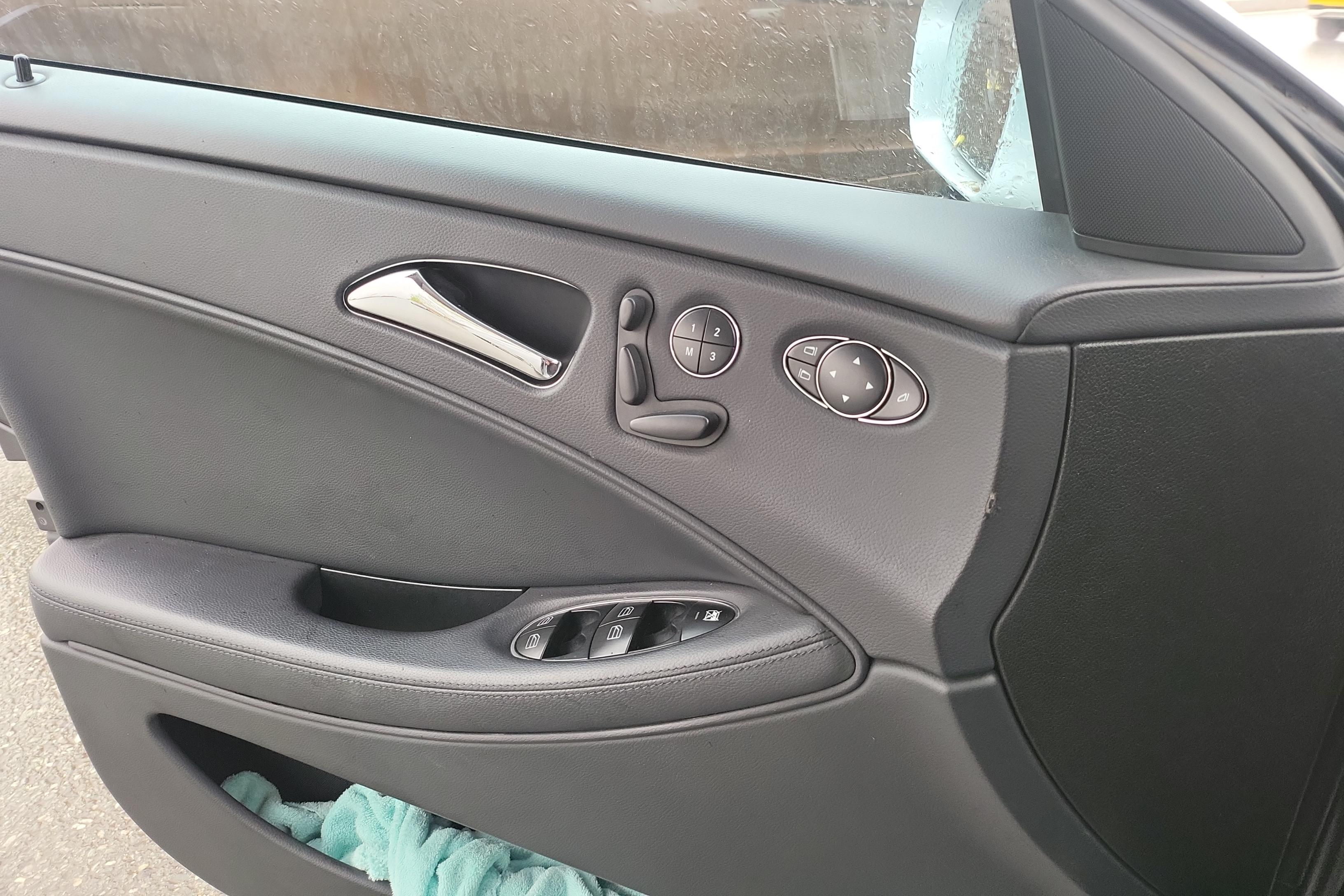 Mercedes-Benz CLS AMG 2010 #21 Mercedes-Benz CLS AMG 2010 car image #21