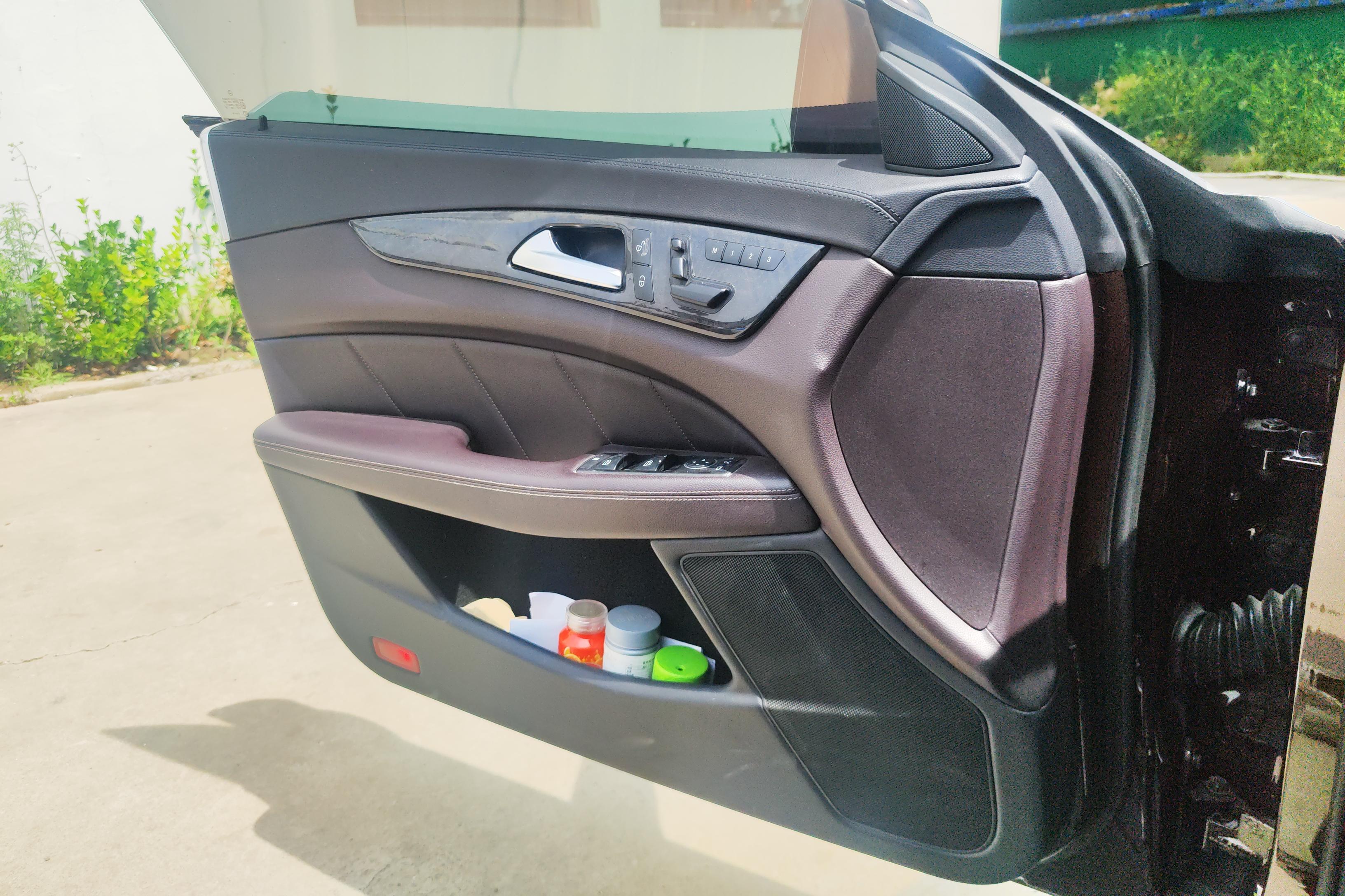 Mercedes-Benz CLS AMG 2012 imagem de carro #21