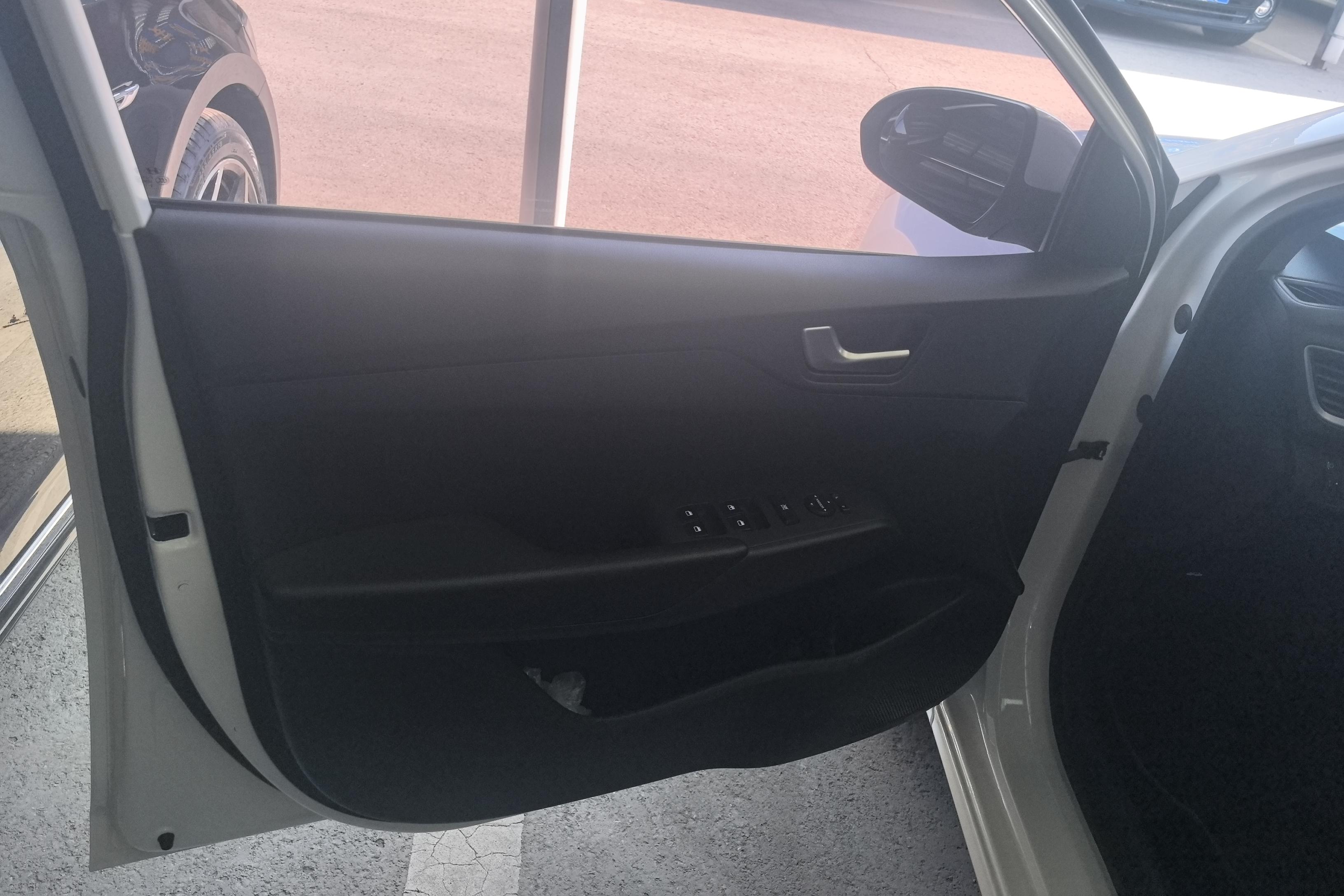 Hyundai Verna 2018 #21 Hyundai Verna 2018 car image #21