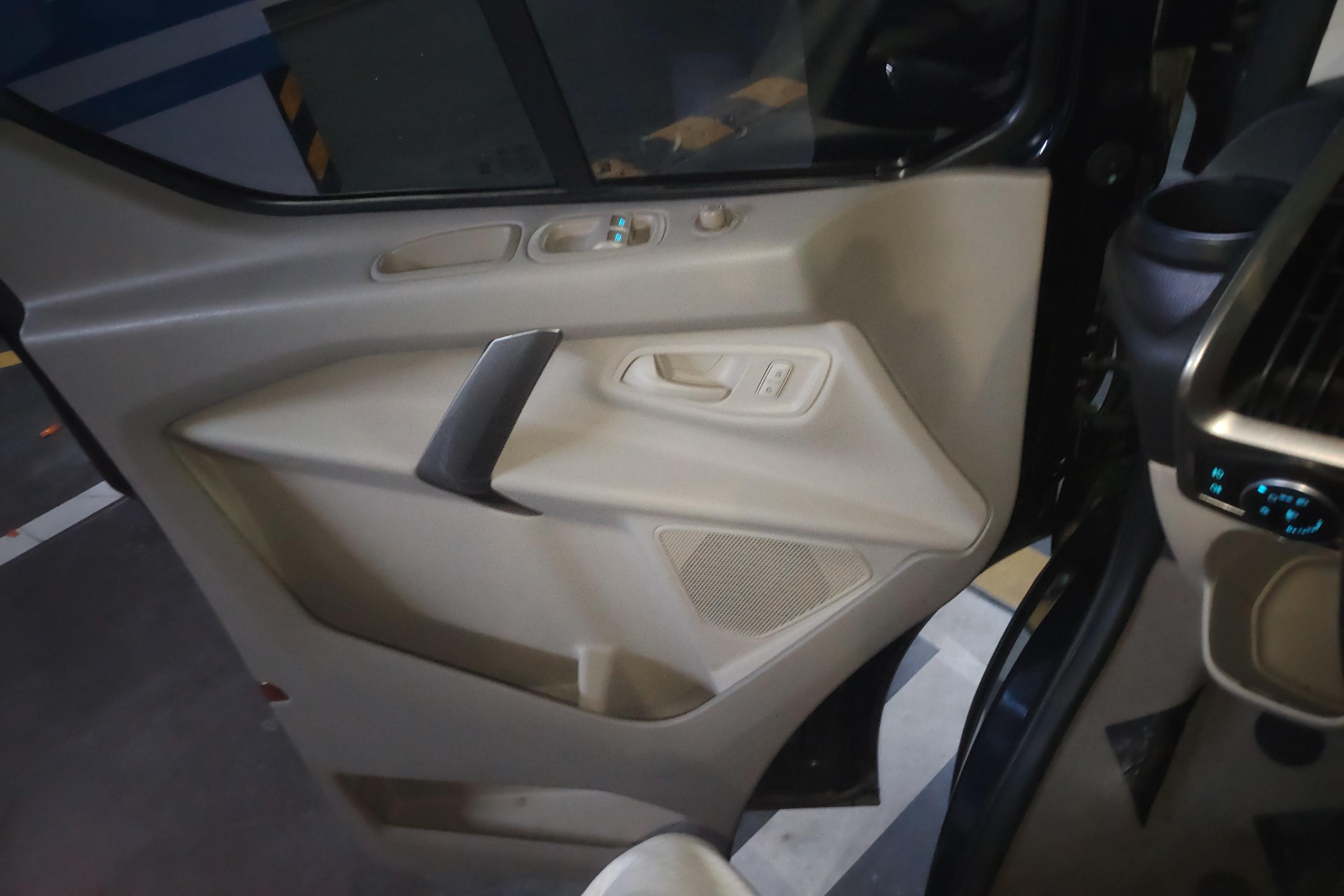 Ford Tourneo 2017 car image #21