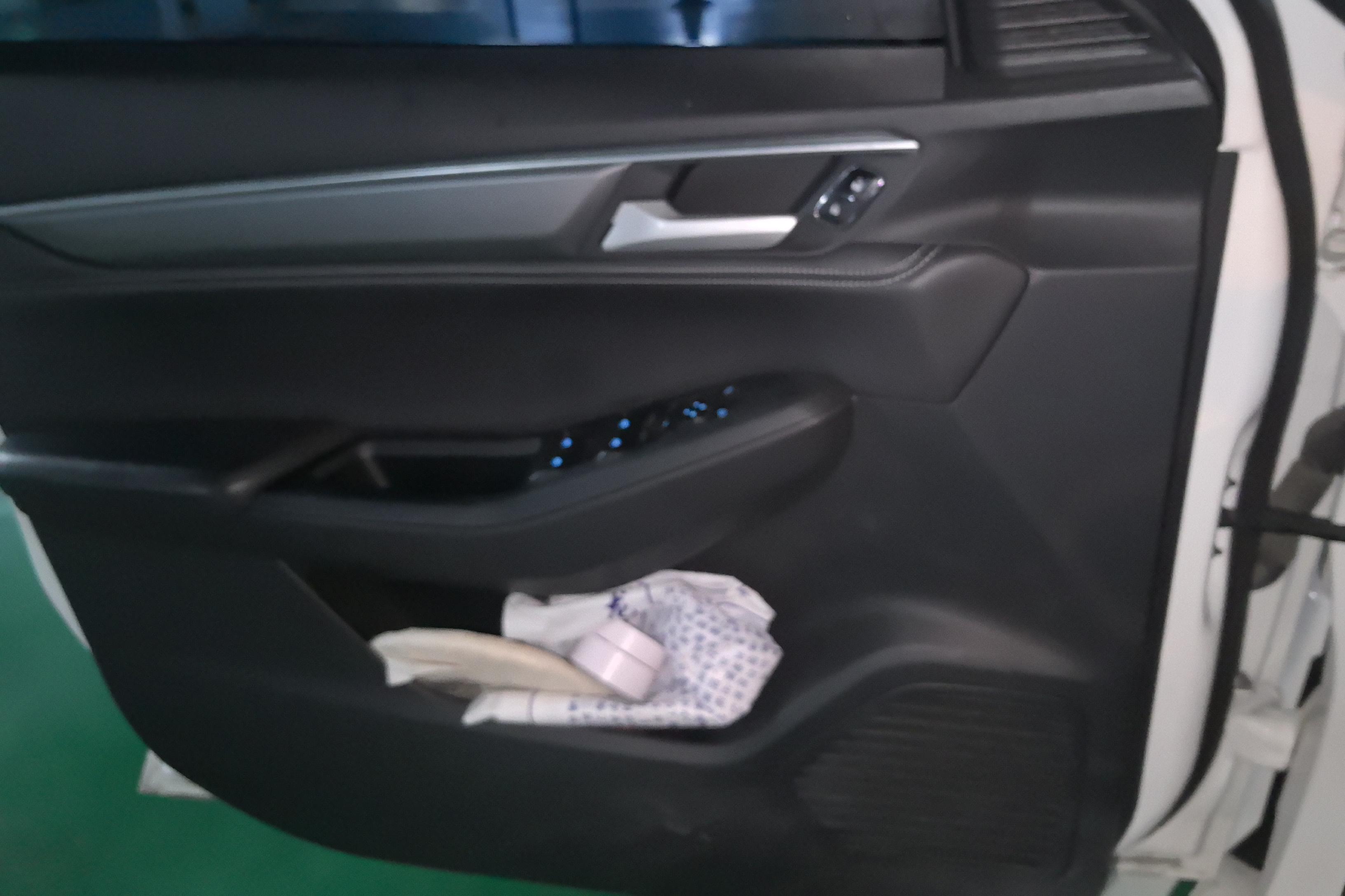 Ford Escort 2022 car image #21