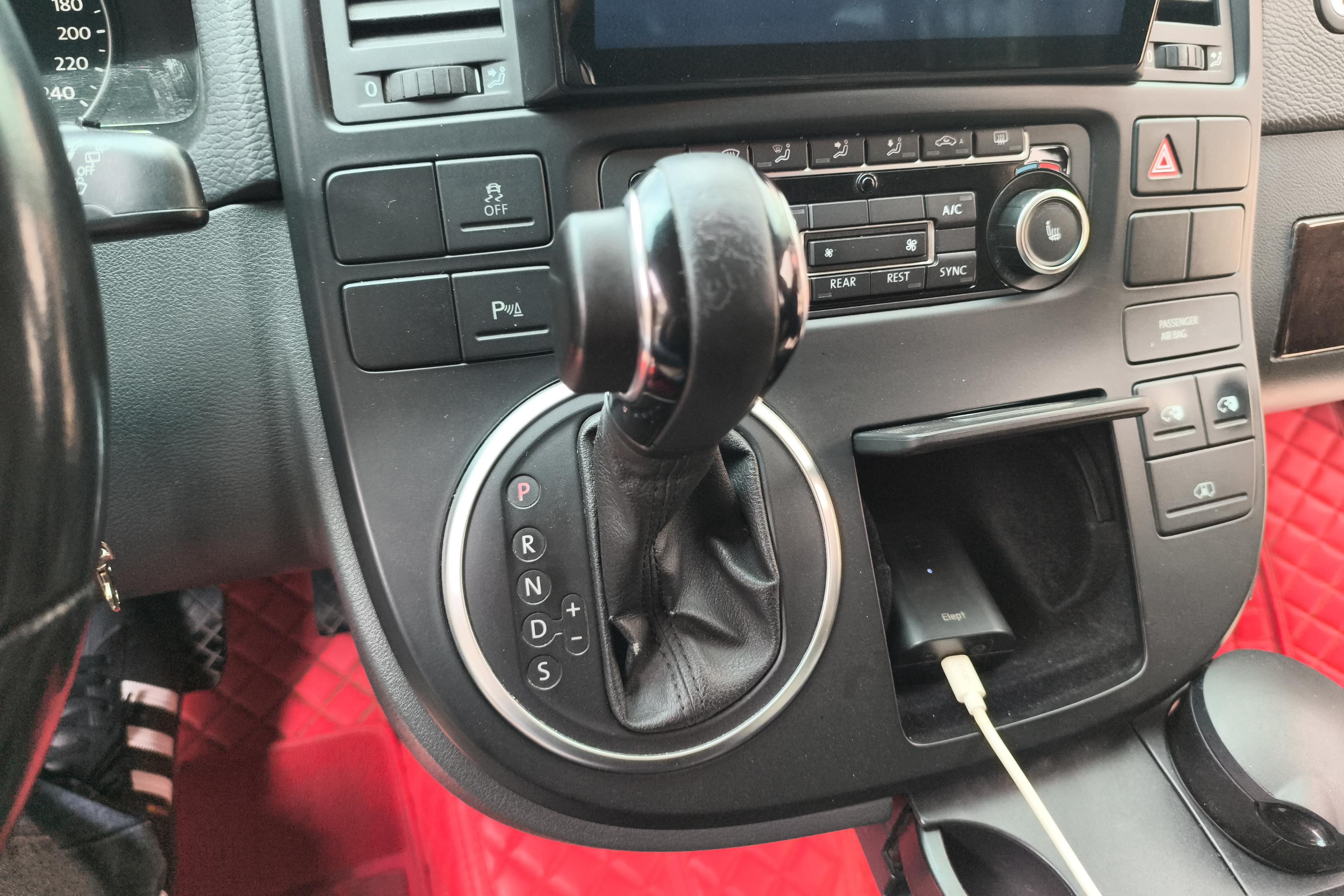 Volkswagen Multivan 2014 #21 Volkswagen Multivan 2014 imagem de carro #21