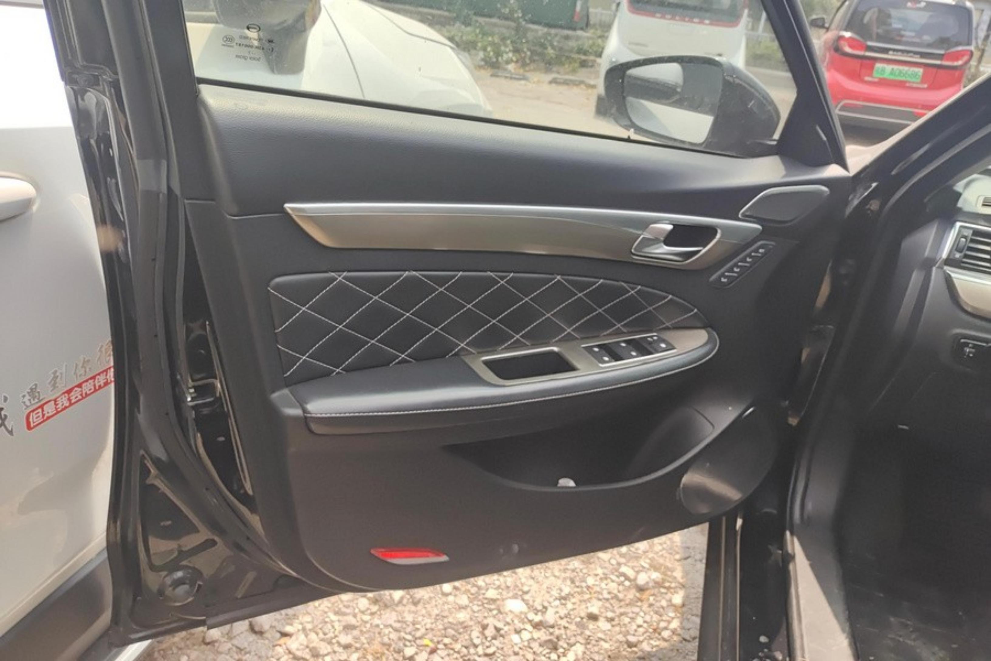 GAC Trumpchi GA8 2017 car image #21