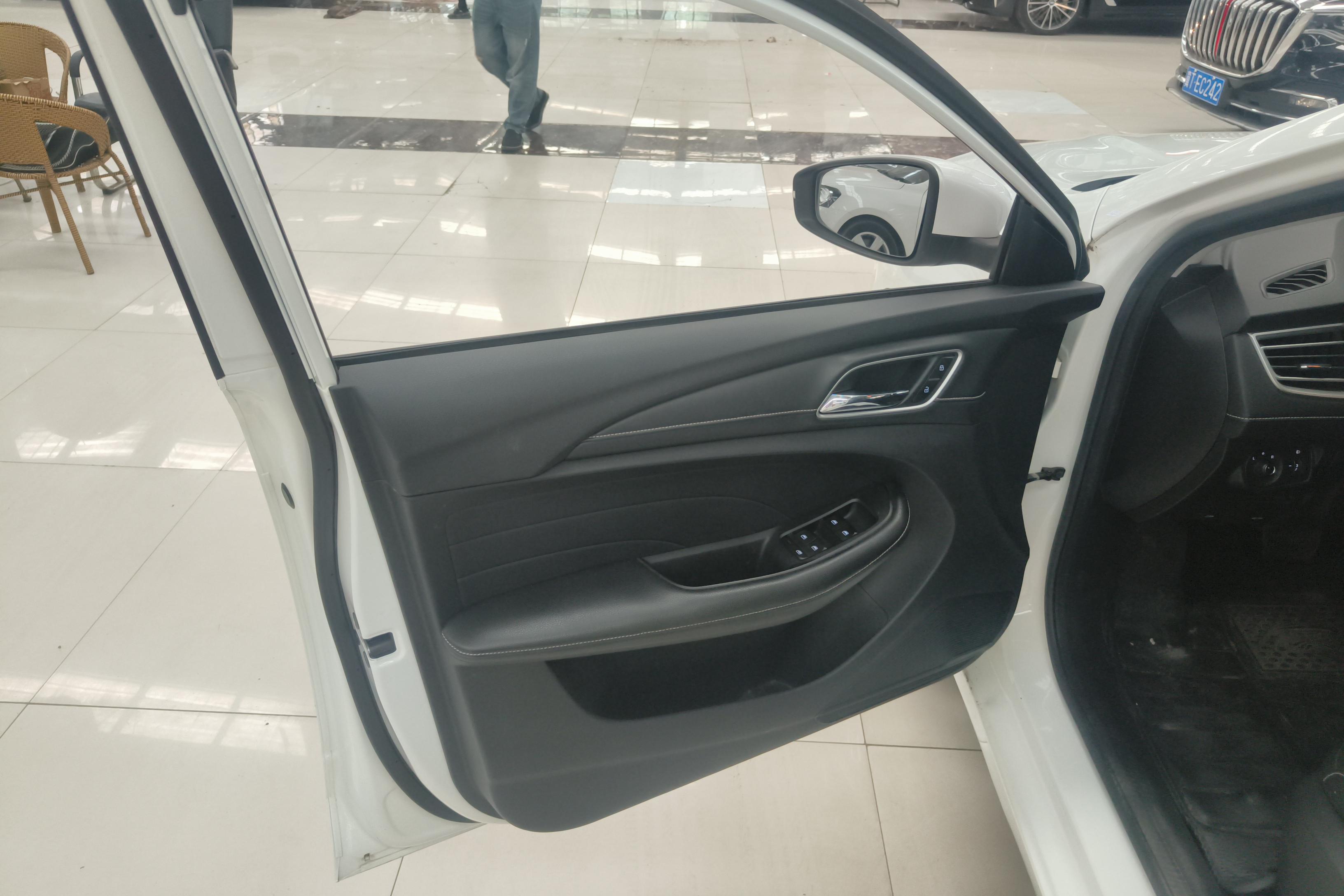 荣威 荣威Ei5 2018 汽车图片 #21