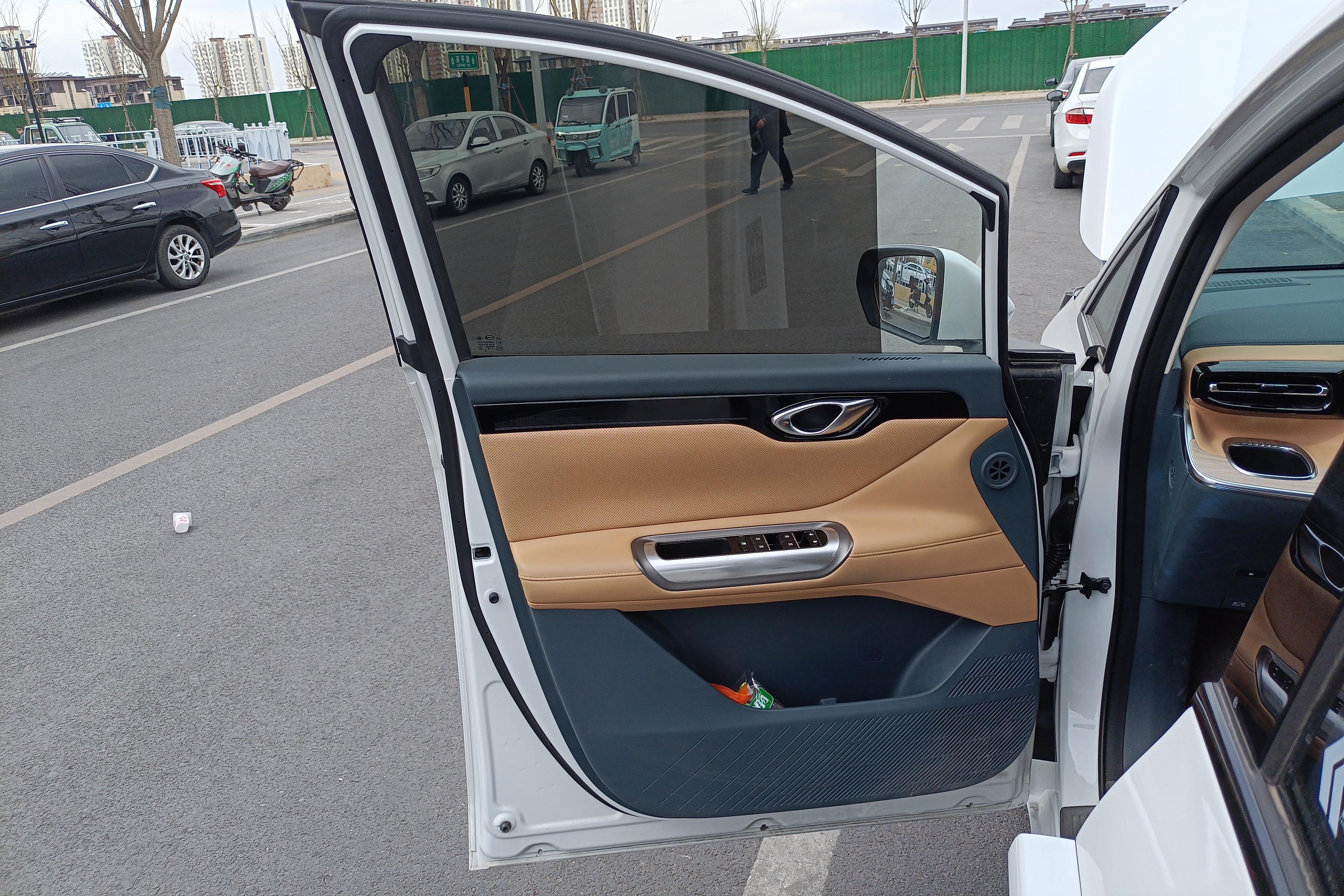 GAC Trumpchi E8 2024 car image #21