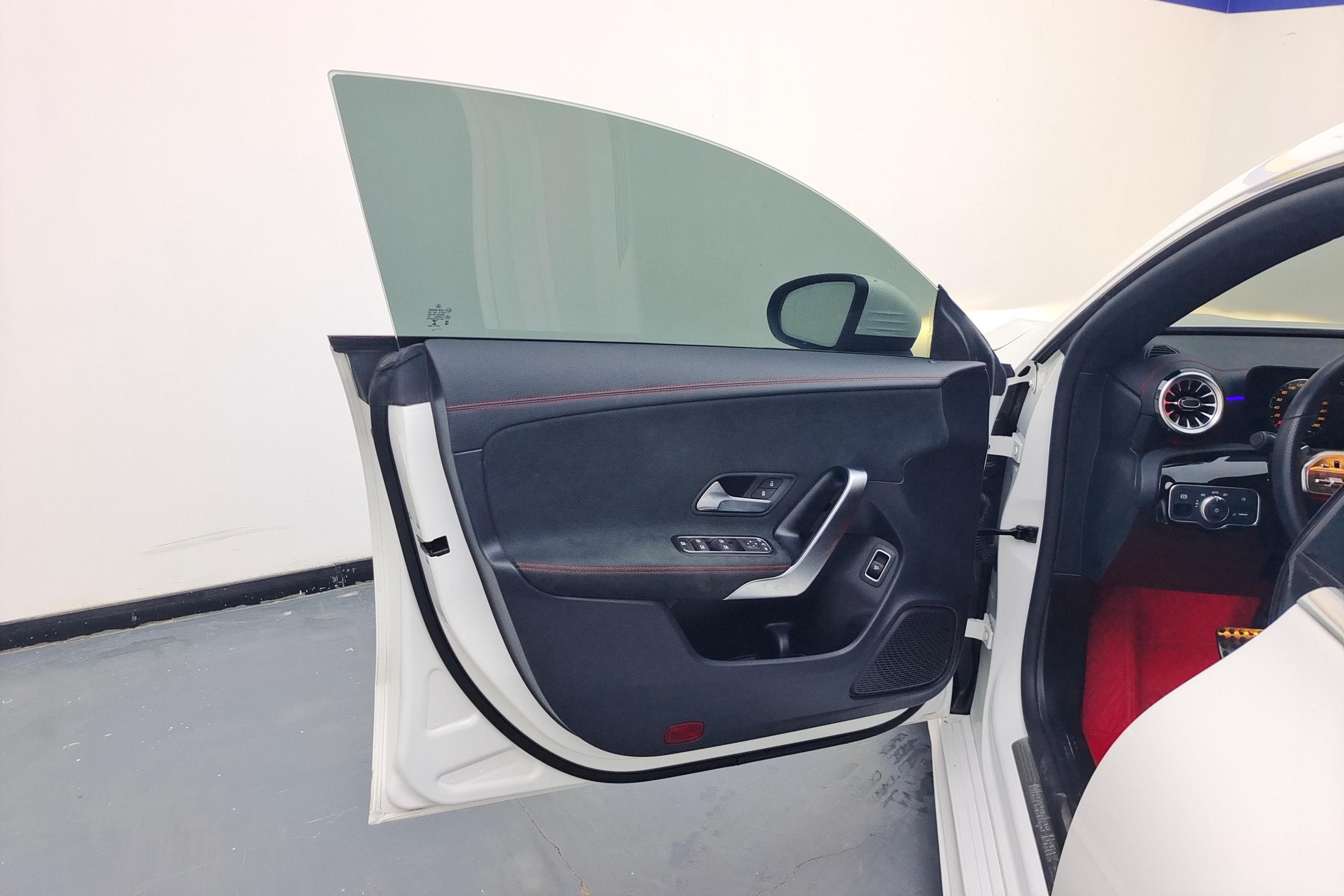 Mercedes-Benz CLA Class (Imported) 2022 #21 Mercedes-Benz CLA Class (Imported) 2022 car image #21