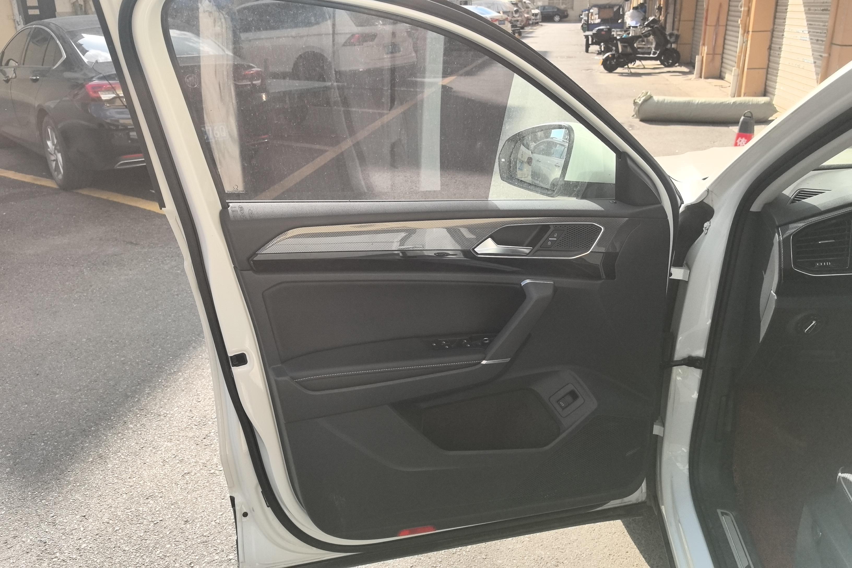 Volkswagen Tayron X 2023 car image #21