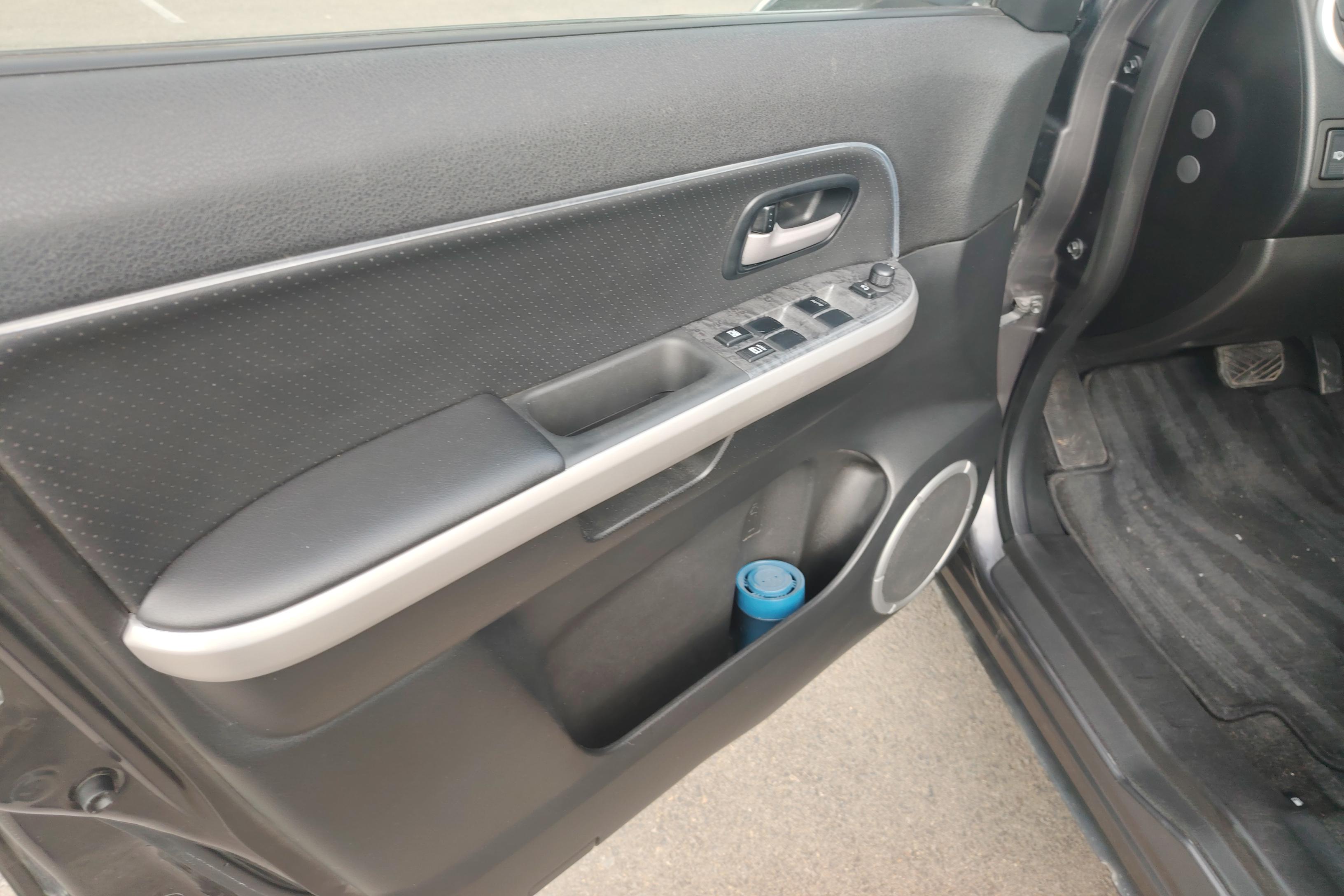 铃木 超级维特拉 2015 汽车图片 #21